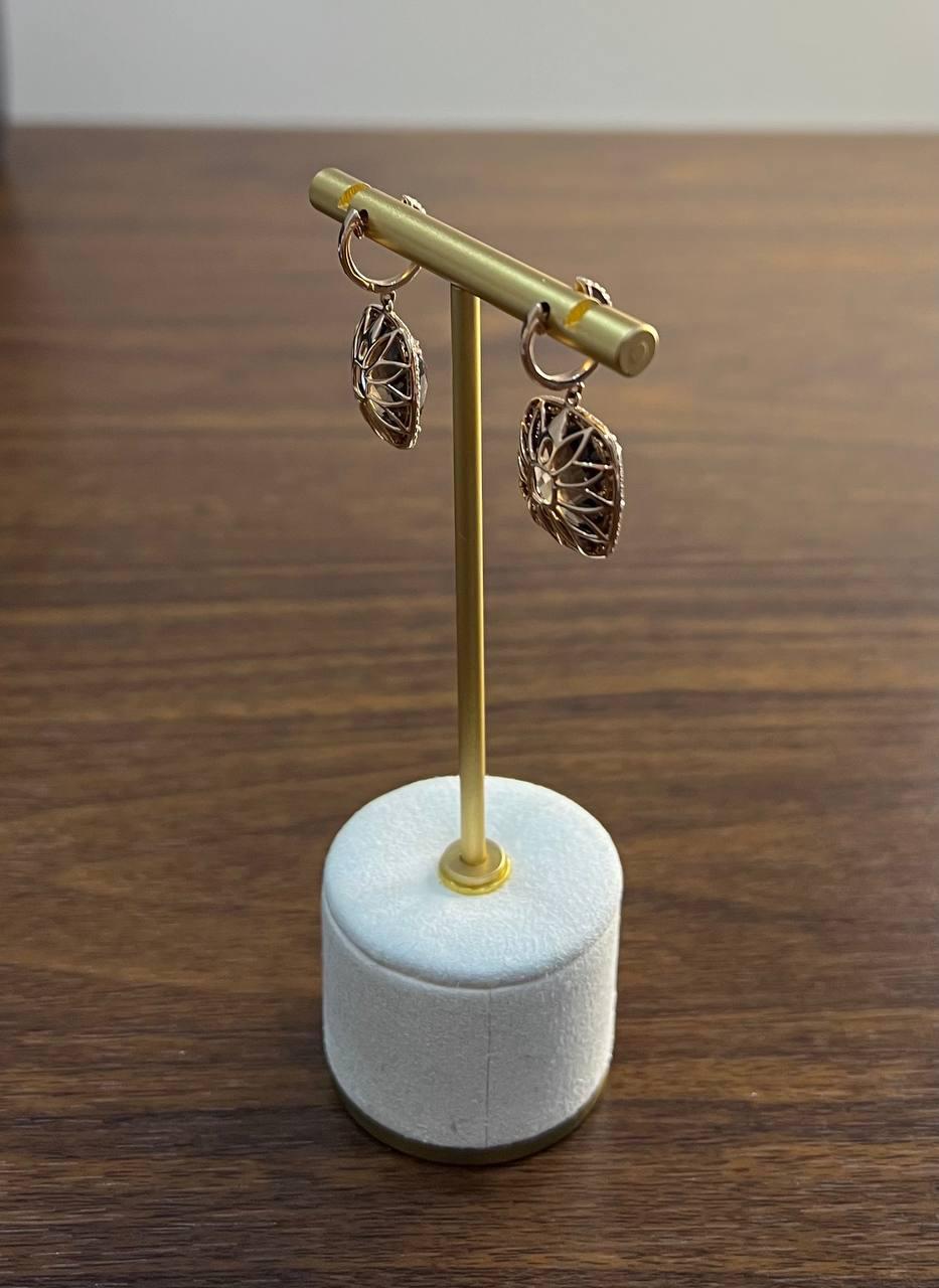 Orecchini a goccia a forma di cuscino in quarzo marrone fumé con diamanti incastonati in oro bianco 14K in vendita 4