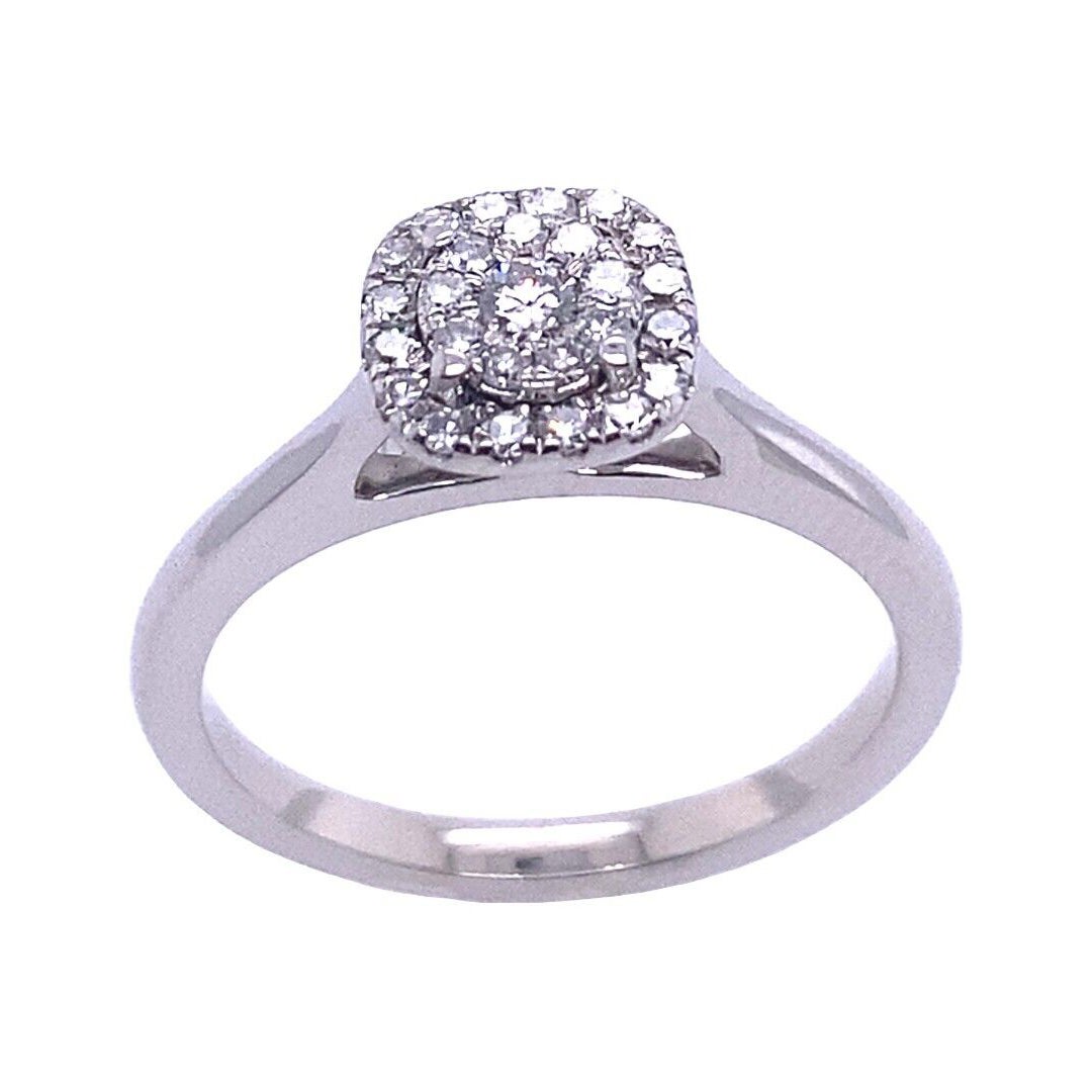 Anillo en racimo con halo de diamantes en forma de cojín 0,25 ct de diamantes en oro blanco de 18 ct