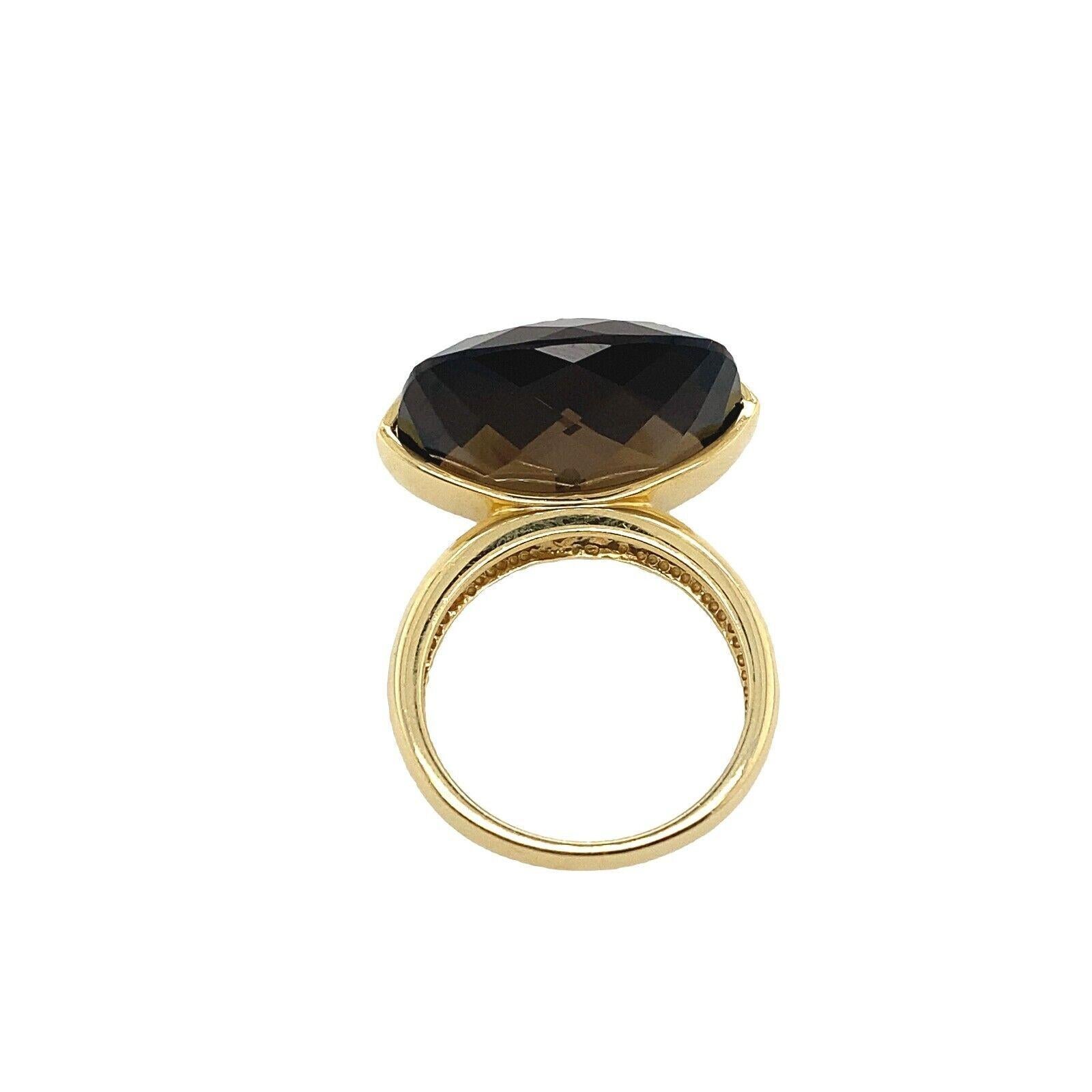 Cushion Shape Facetted Smoked Quartz Ring Set in 14ct Yellow Gold&Black Diamonds In Excellent Condition For Sale In London, GB