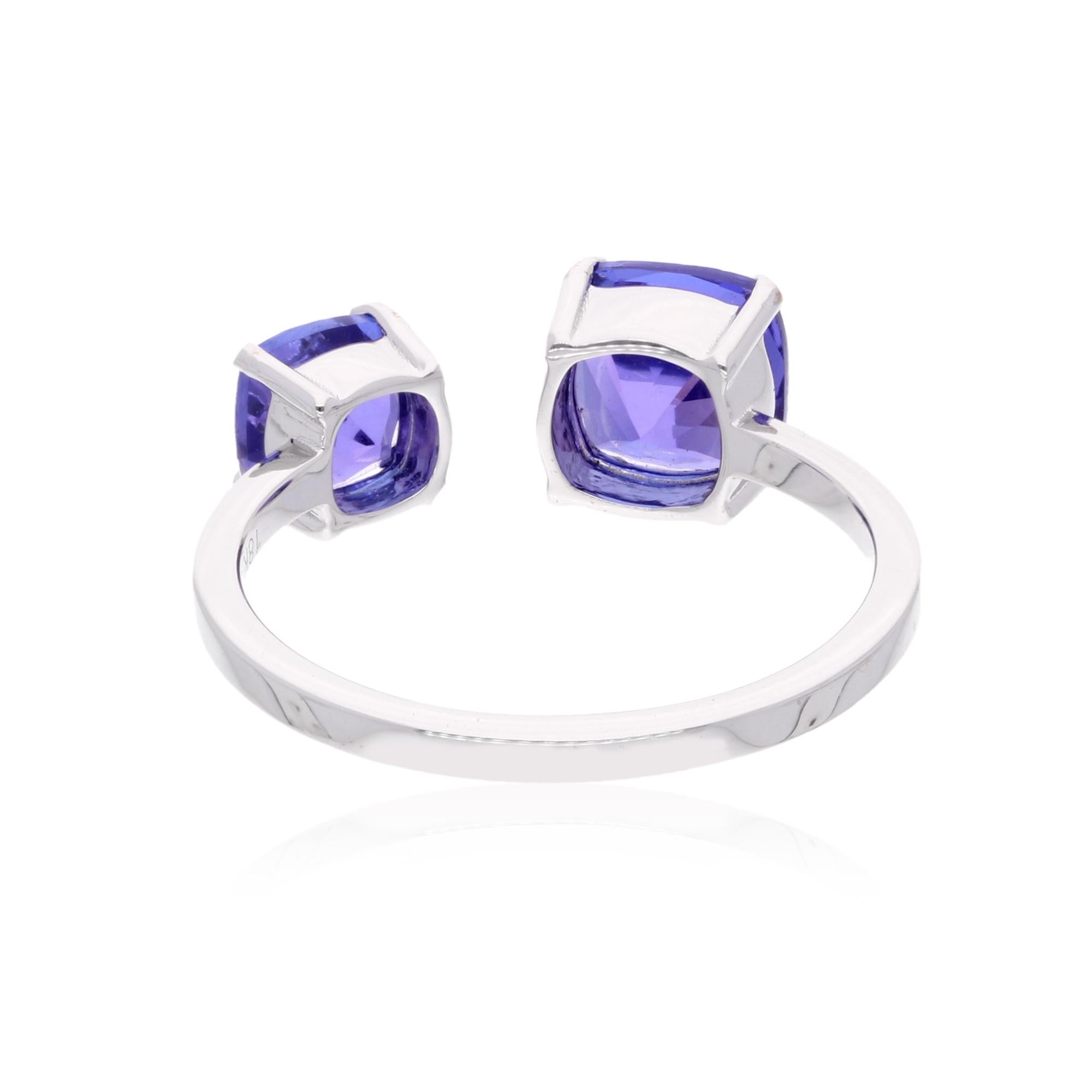 The ring is a size 7 US and may be resized to larger or smaller upon request. FOLLOW SPECTRUM JEWELS storefront to view the latest collection & exclusive pieces. Spectrum Jewels is proudly rated as a Top Seller on 1stdibs with 5 star customer