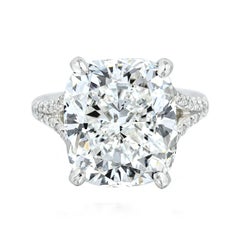 Cushion-Shaped 8.88-Carat Diamond Engagement Ring VS2 'GIA' in Platinum 8.70g