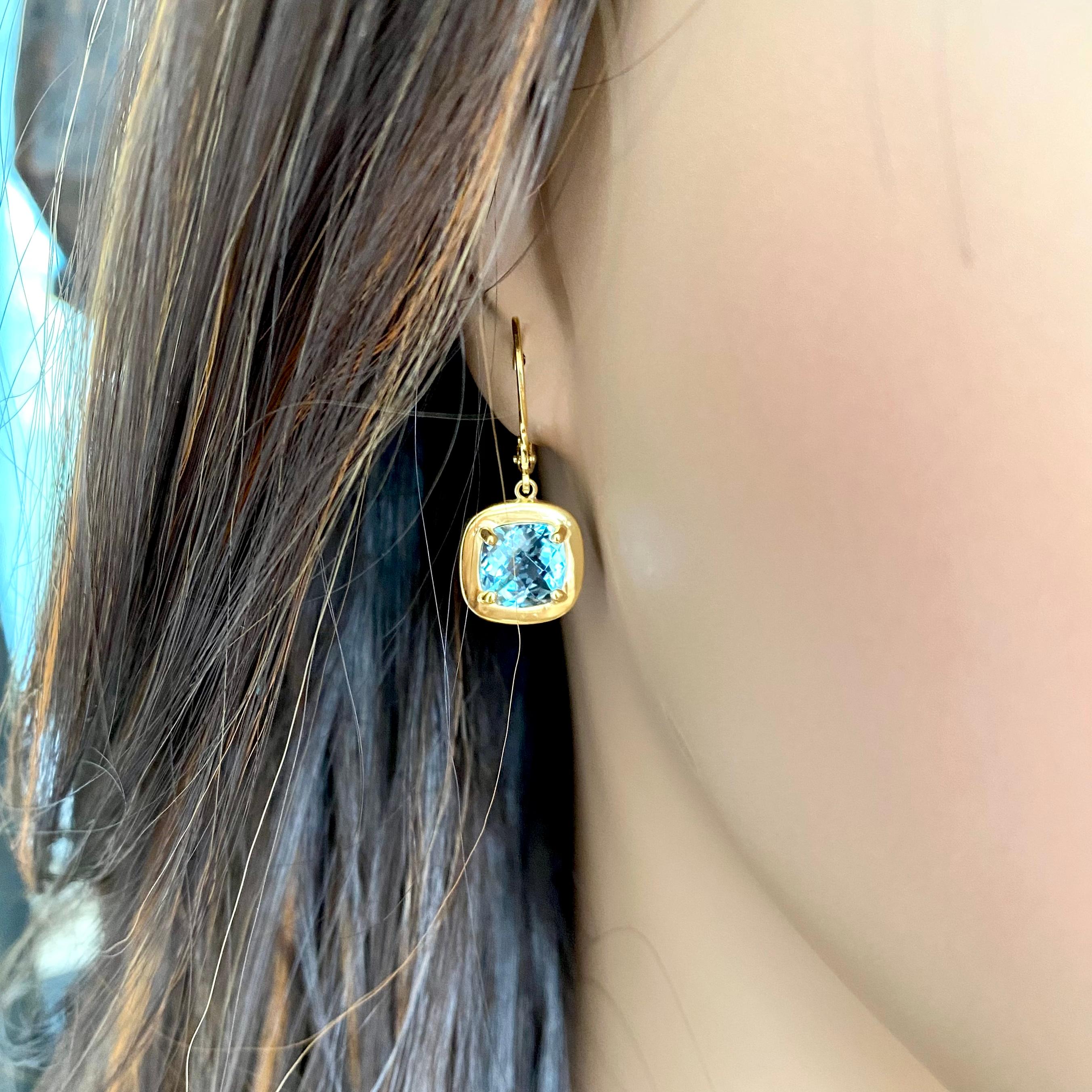 Contemporary Cushion Shaped Aquamarine Bezel Set Yellow Gold Lever Back Drop Earrings