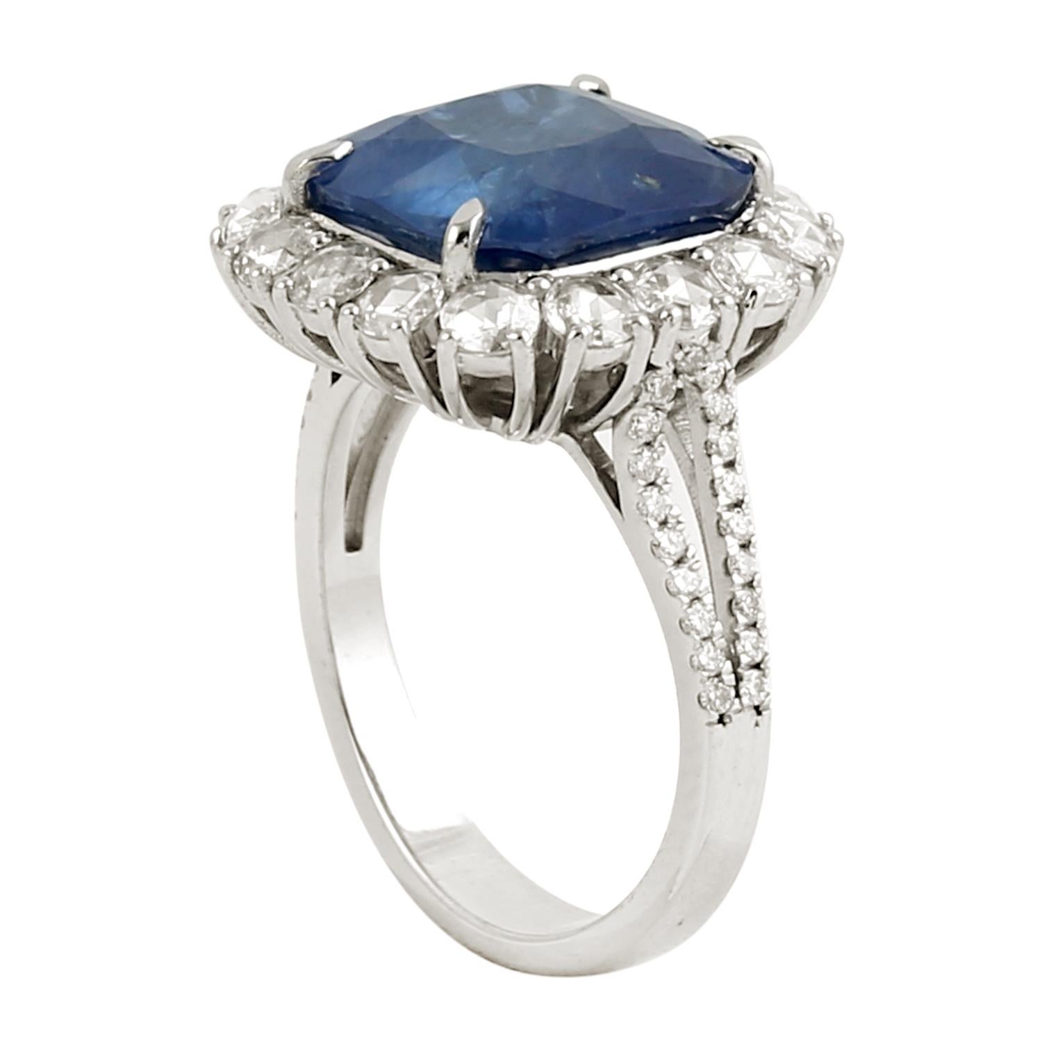 Cushion Shaped Blue Sapphire Cocktail Ring With Diamonds In New Condition For Sale In New York, NY