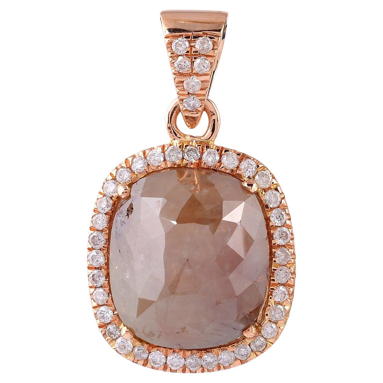 Colgante de diseño en forma de cojín de diamante de hielo con pavé de diamantes en oro rosa de 18 quilates
