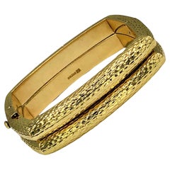 Cushion Shaped Pair of Vintage David Webb 18K Gold Bark Finish Bangle Bracelets