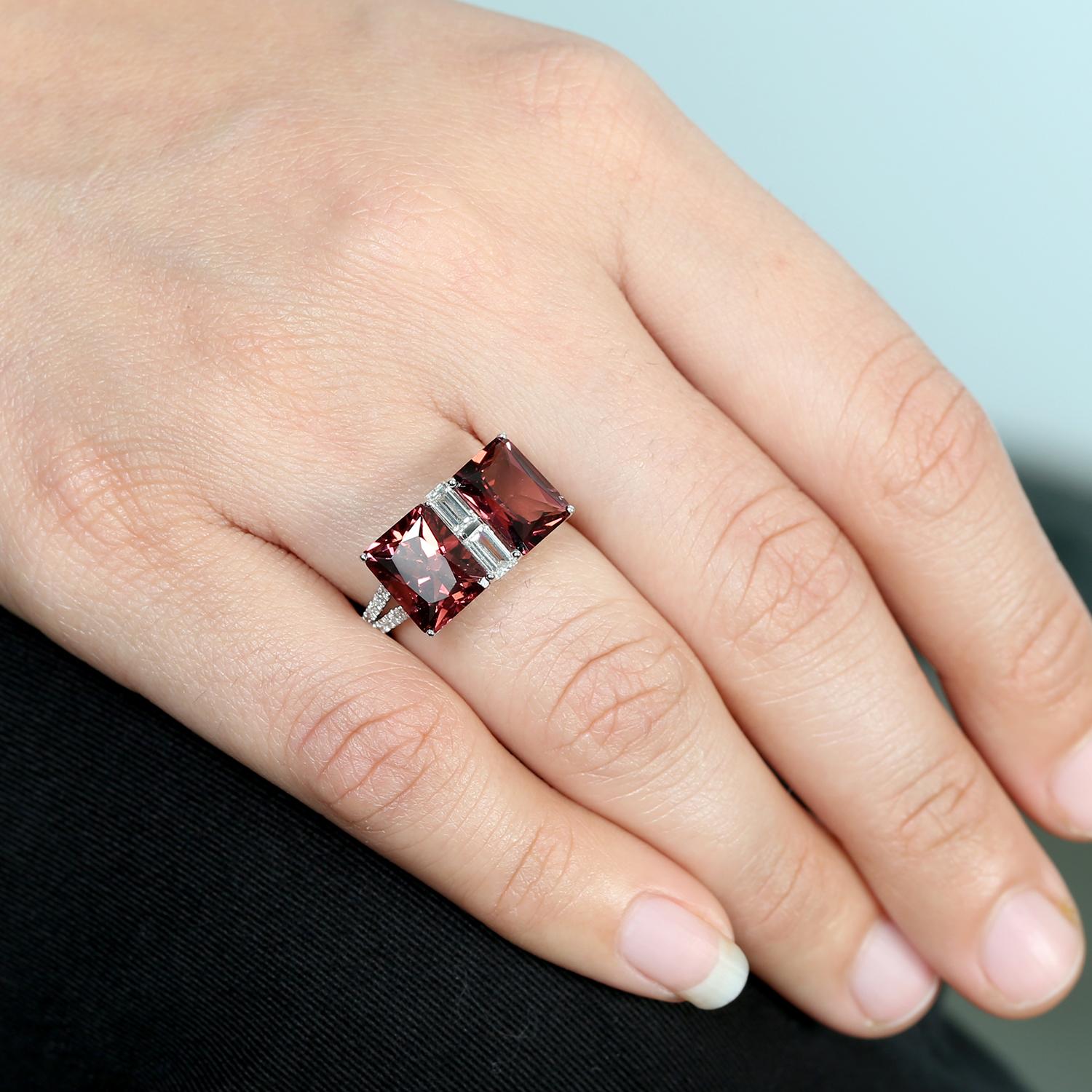 18KT:4.612g,D:0.65ct, Tour:7.24ct, US-7