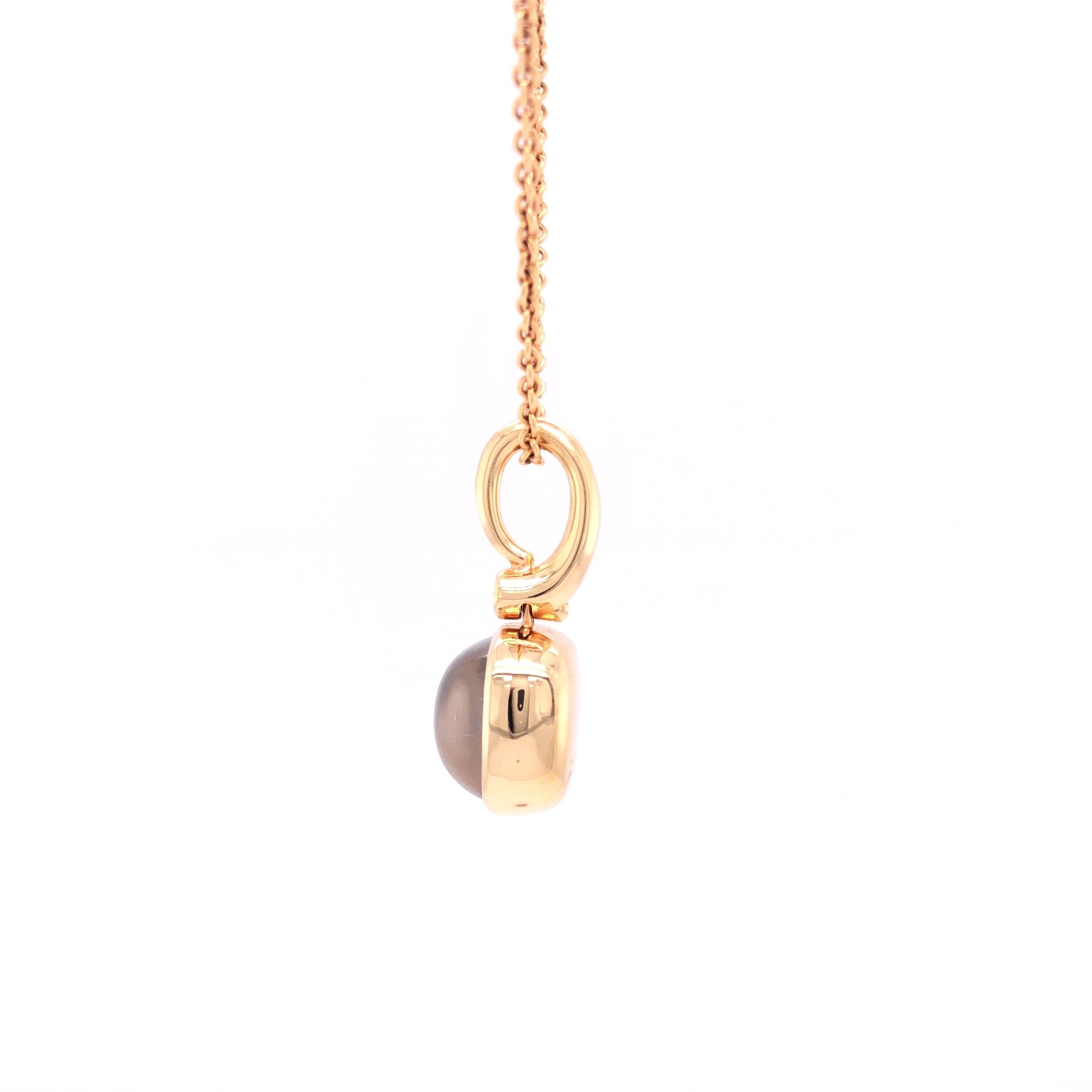 Taglio brillante Ciondolo con pietra guilloche a forma di cuscino Luna Bianca in oro rosa 18k 1 diam. 0,04 carati in vendita