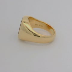 Cushion Signet Ring, 18K Yellow Gold , Carnelian 9.8 x 8.5 mm with Engraving