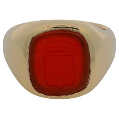 Anillo de sello en forma de cojín, oro amarillo de 18 quilates , cornalina 9,8 x 8,5 mm con grabado