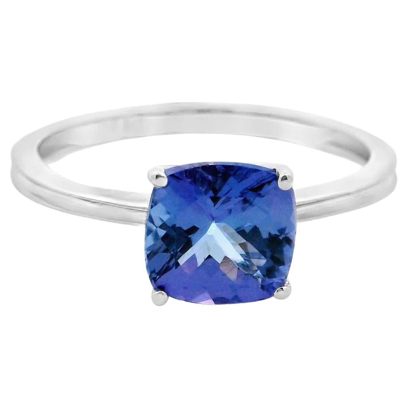 Kissen Tansanit und Diamant Ring 1,60ct in 14K Weißgold Größe 7 im Angebot