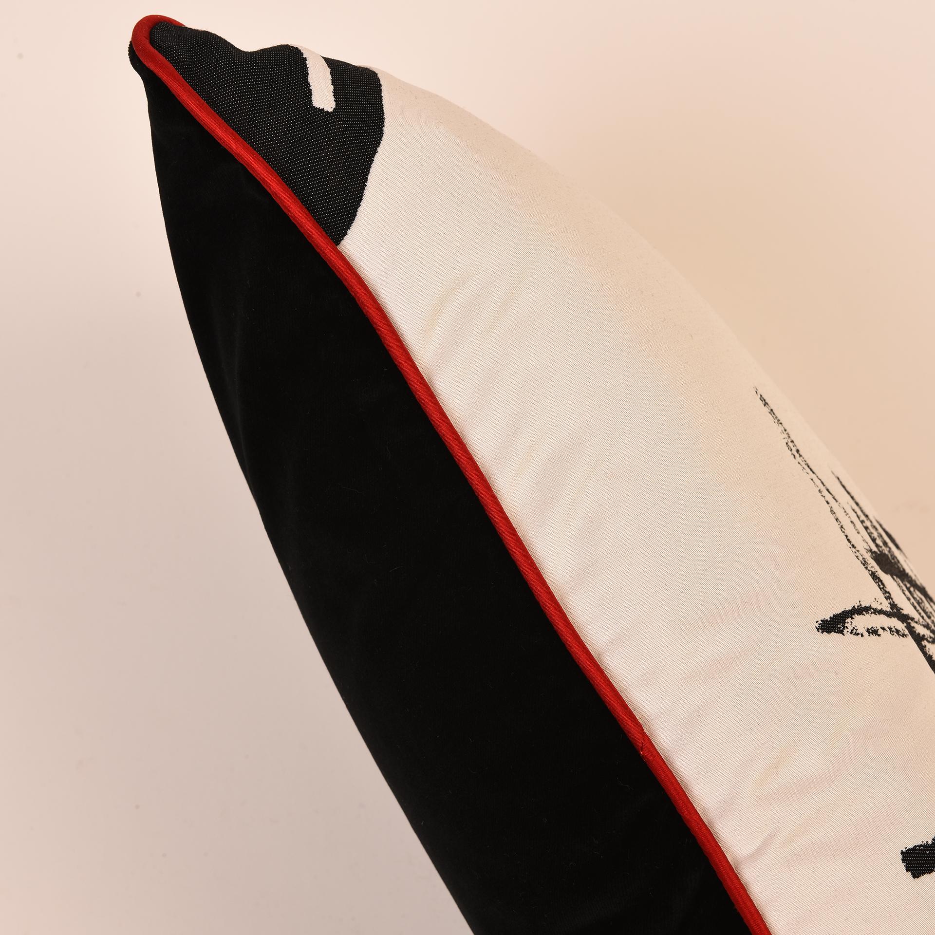 Inglese Cuscino con design astratto moderno in vendita