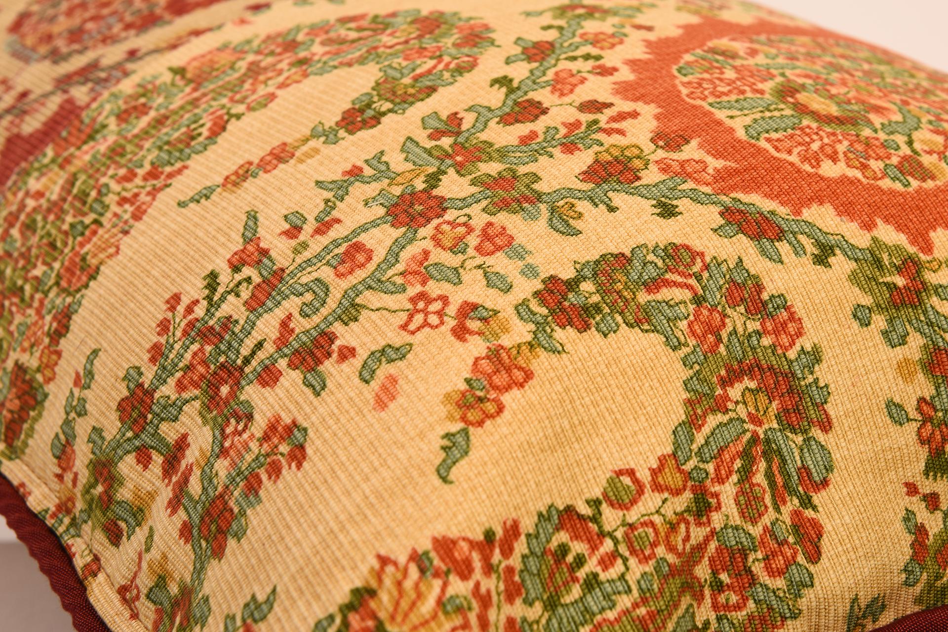 Inglese Cuscino con tessuto Paisley in vendita