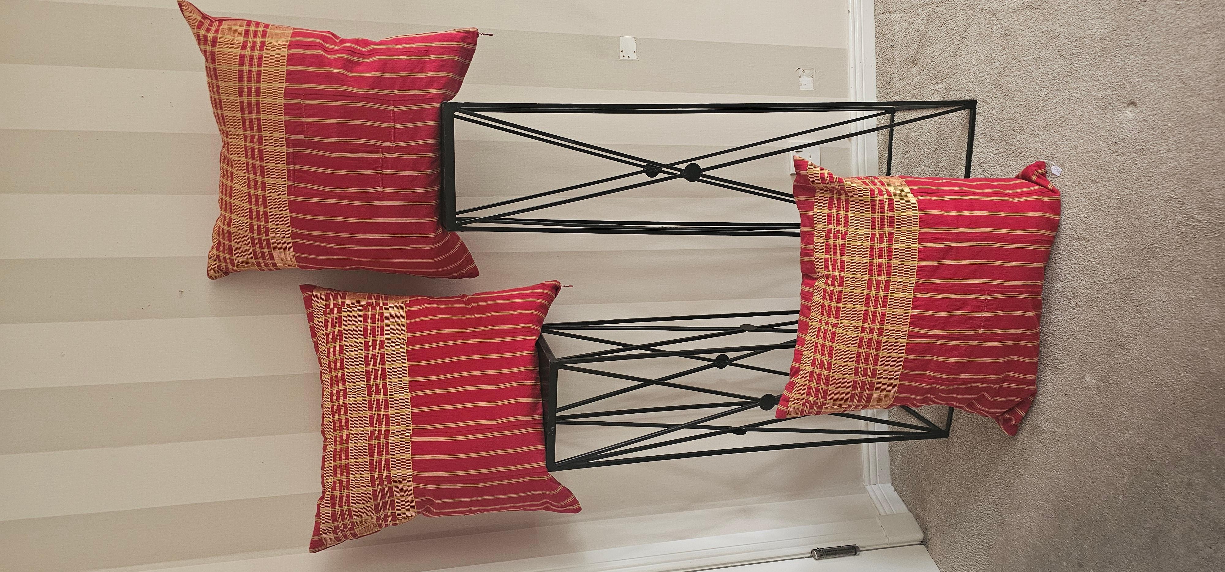 Cojines , Textil Ashante. en Bueno estado para la venta en Glasgow, GB