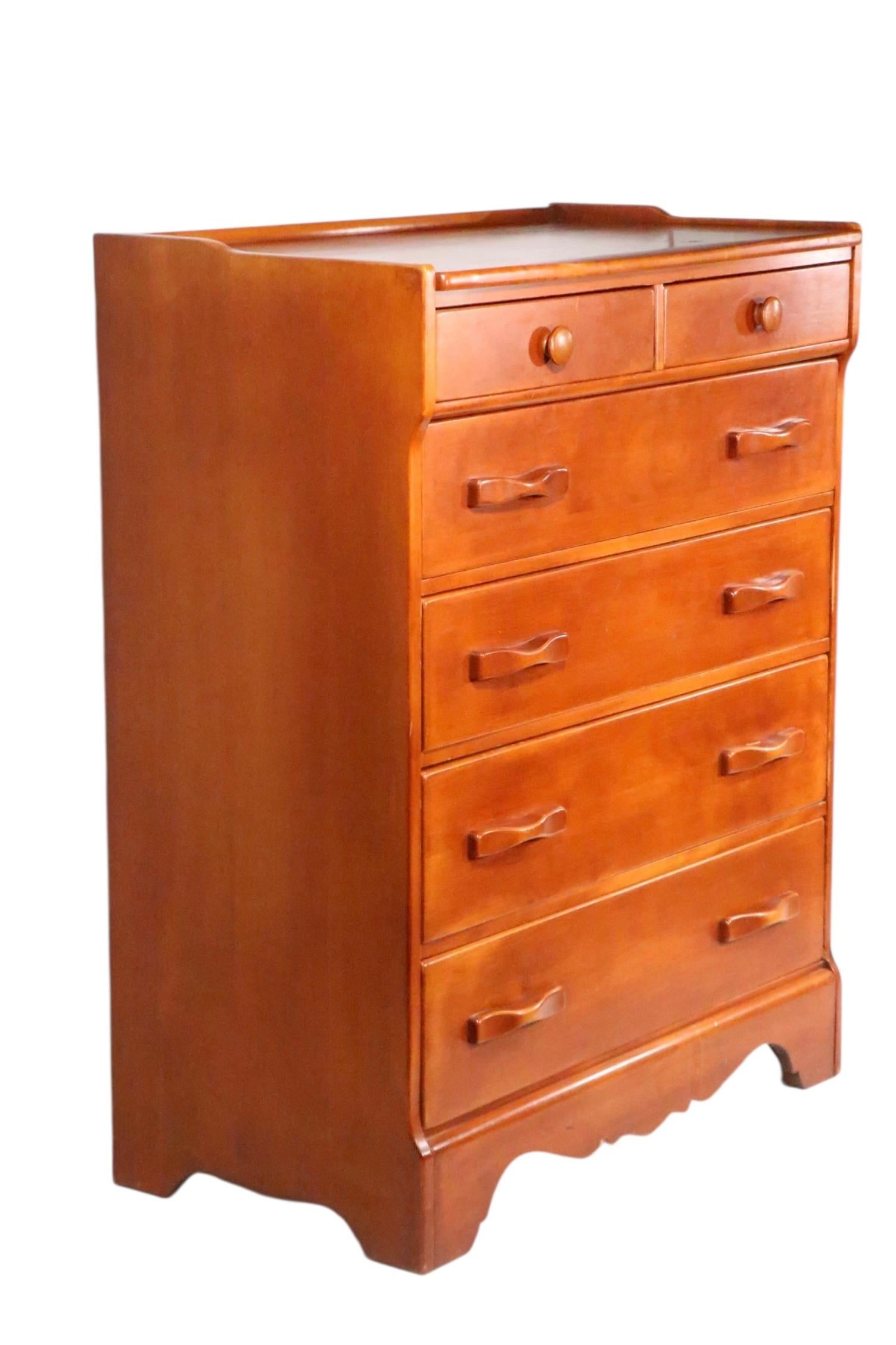 Cassettiera a sei cassetti Bar Harbor Colonial Creations modello 5454 In condizioni buone in vendita a New York, NY