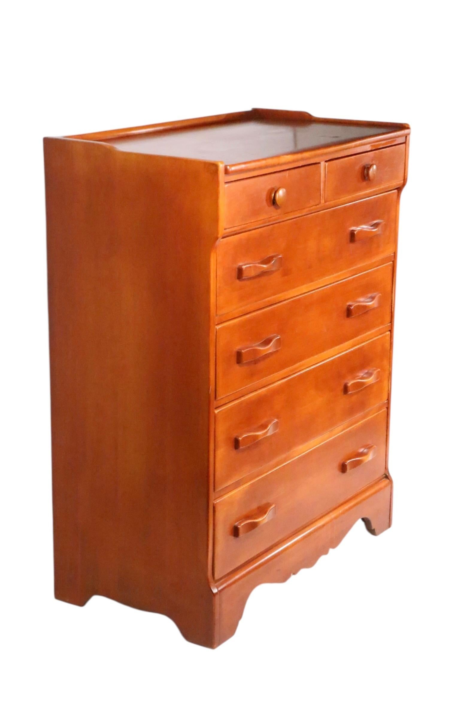 Acero Cassettiera a sei cassetti Bar Harbor Colonial Creations modello 5454 in vendita