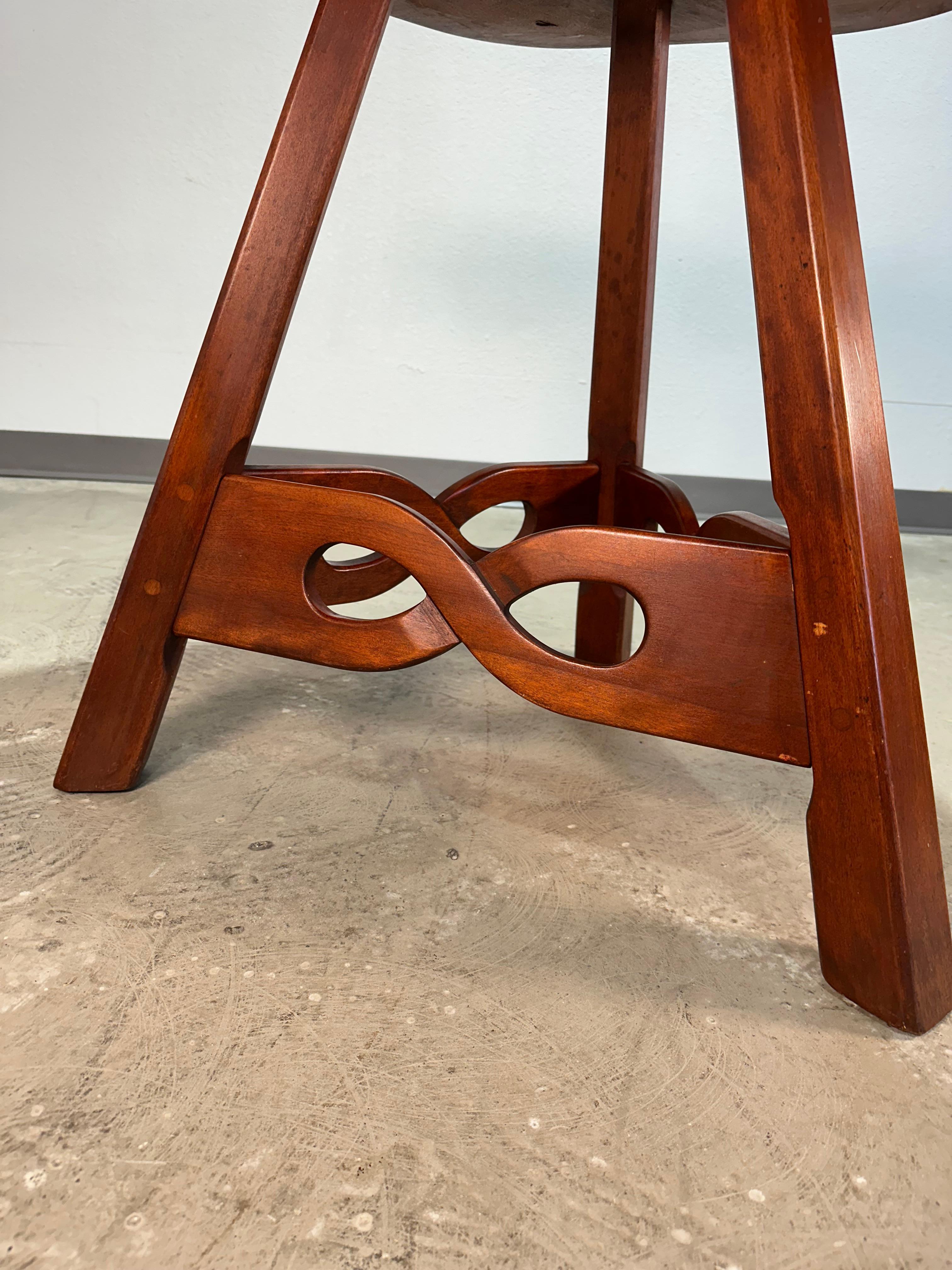 Cushman Colonial Rustic Primitive Maple Occasional Table For Sale 2