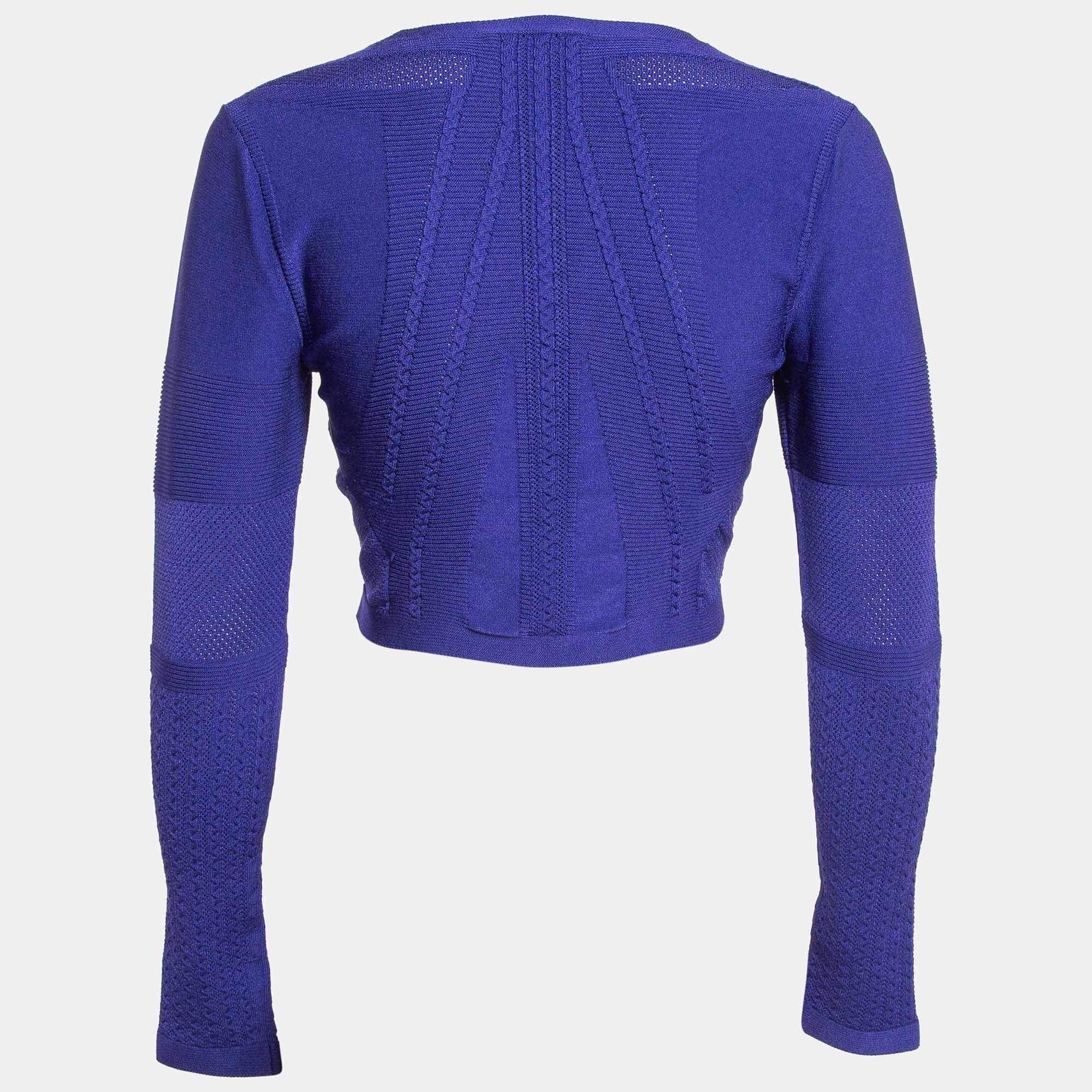 Facile à associer à une jupe  jeans  ou un pantalon de tailleur  ce top crop de Cushnie et Ochs offre des options de style polyvalentes. Fabriqué en tricot extensible  Le haut à manches longues de couleur violette est orné de motifs sur toute sa