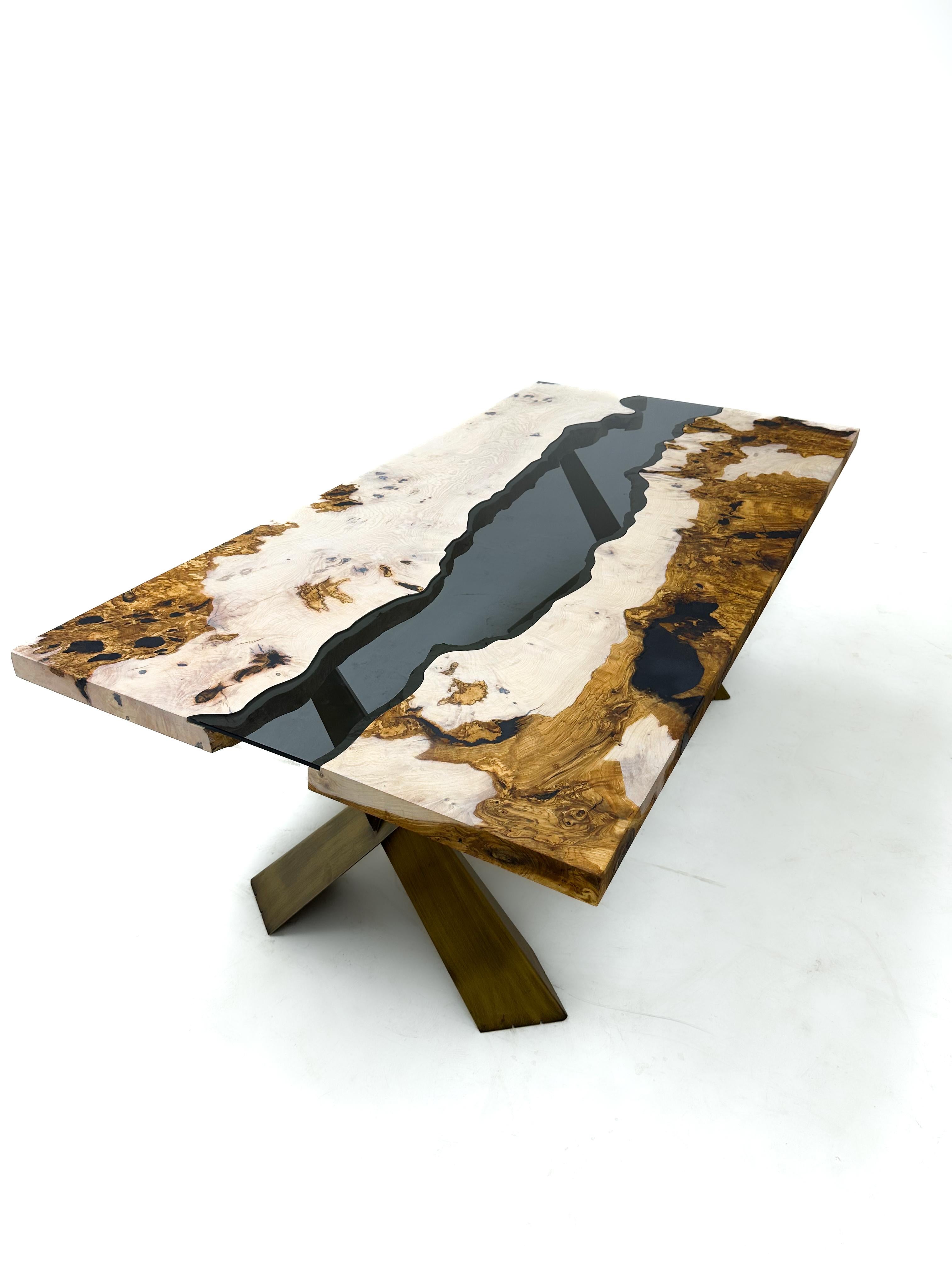 Turco Tavolo River personalizzato in vetro naturale al 100% - Tavolo da pranzo personalizzato River Wood in vendita