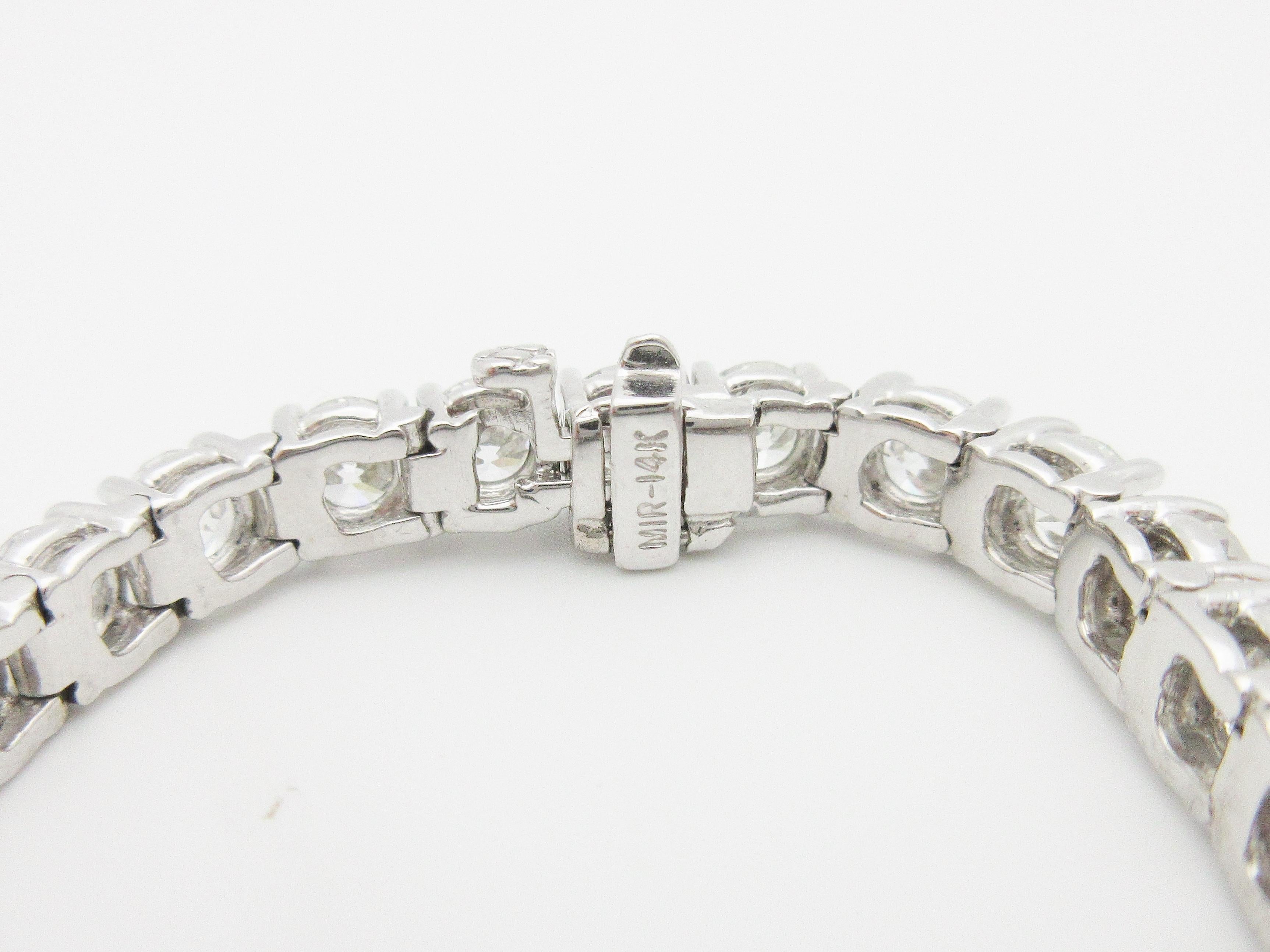 custom diamond tennis bracelet