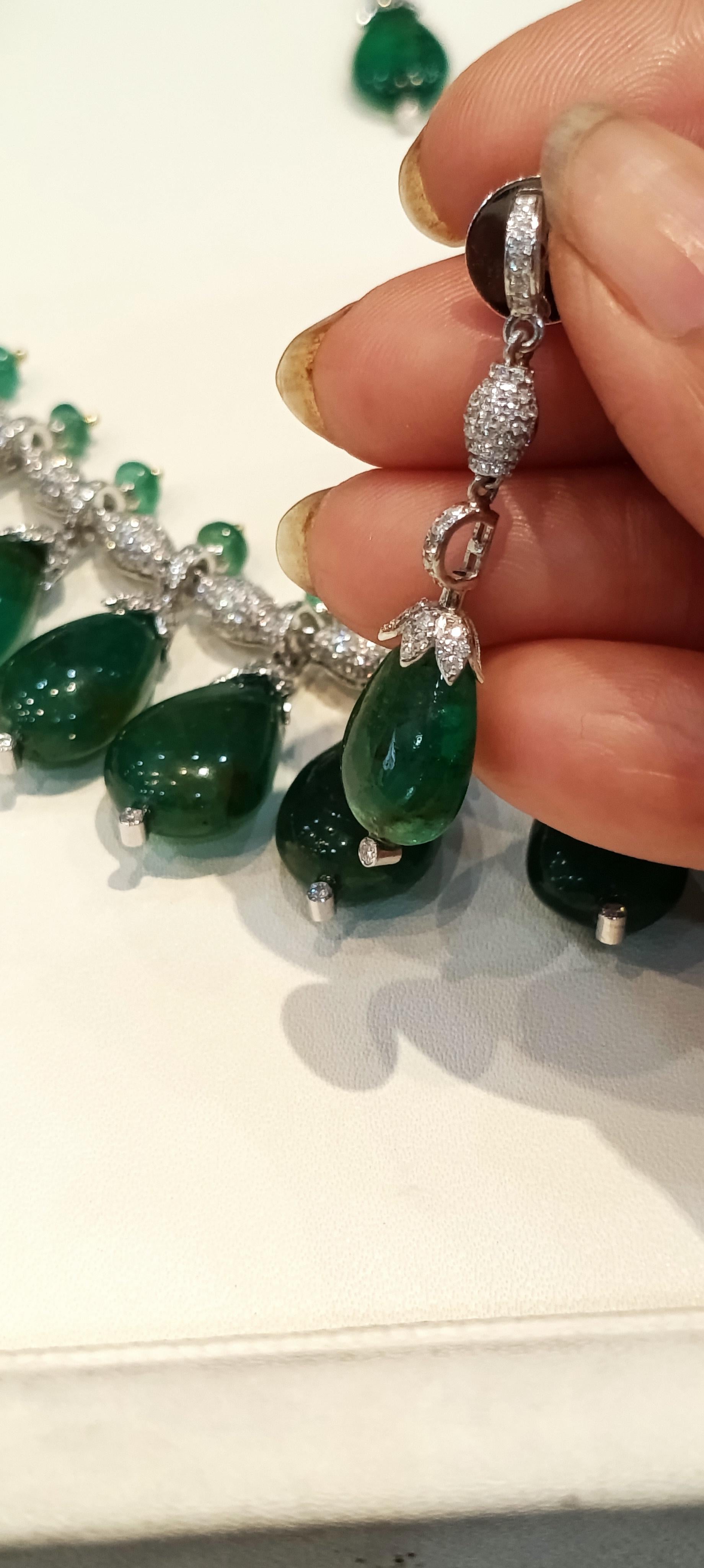 Collana personalizzata 14k Emerald Drop 297 carati smeraldo oro 14k 27gms Diamante 7,95 in vendita 8