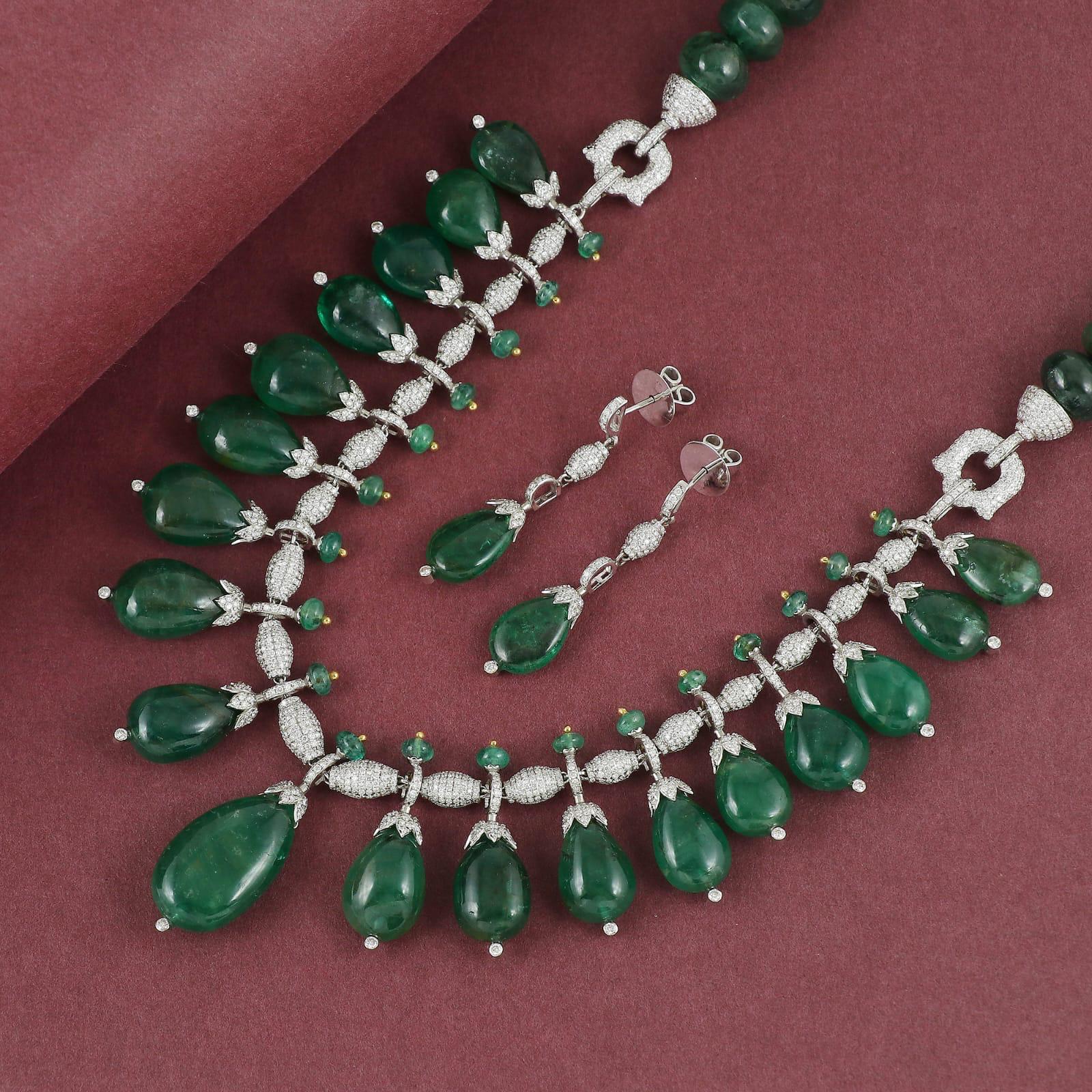 Collana personalizzata 14k Emerald Drop 297 carati smeraldo oro 14k 27gms Diamante 7,95 in vendita 13