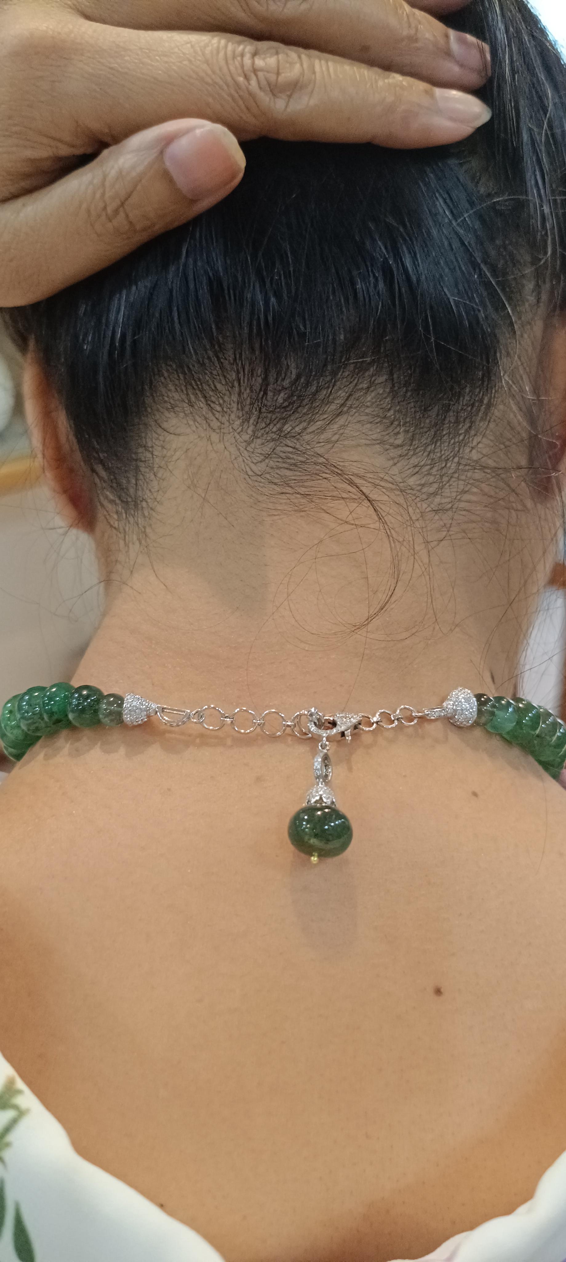Collana personalizzata 14k Emerald Drop 297 carati smeraldo oro 14k 27gms Diamante 7,95 in vendita 1