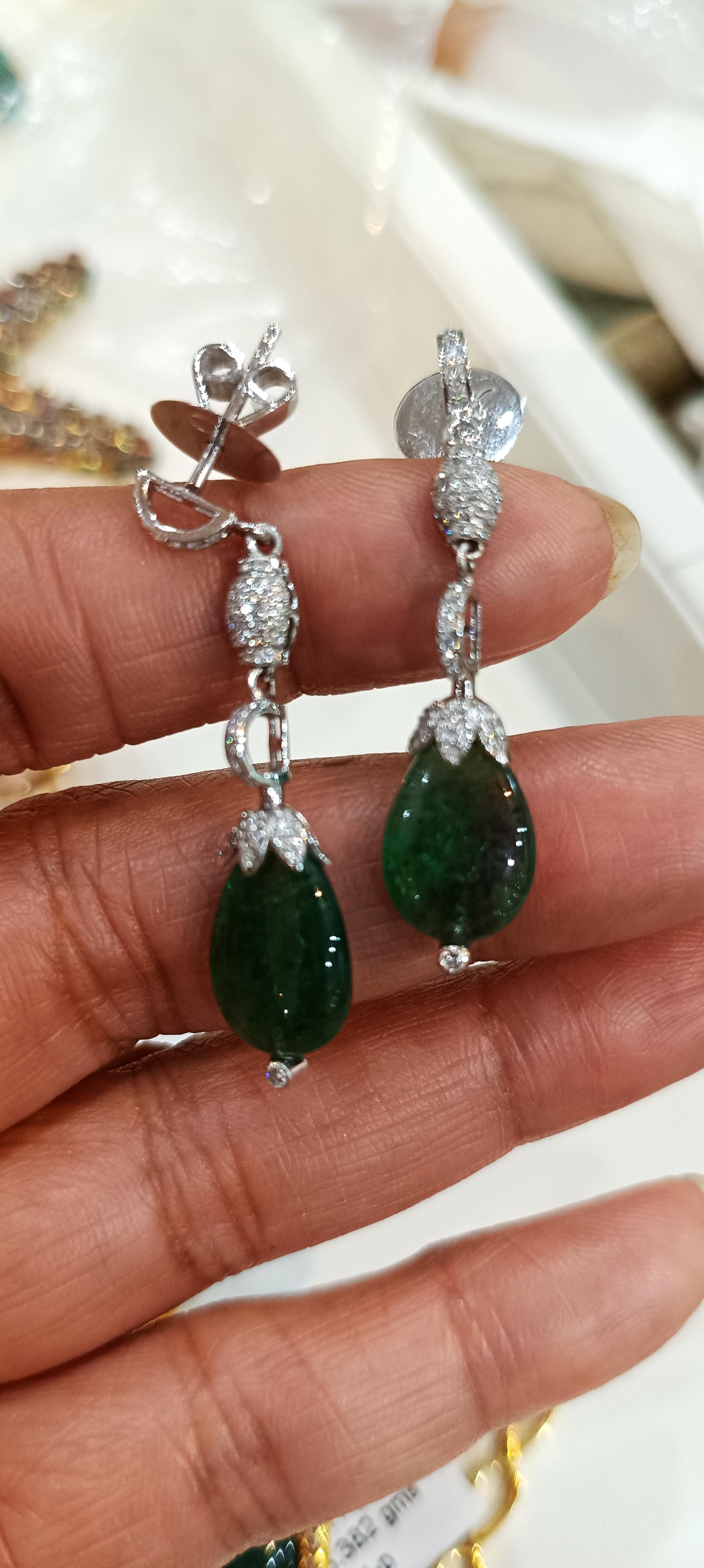 Collana personalizzata 14k Emerald Drop 297 carati smeraldo oro 14k 27gms Diamante 7,95 in vendita 4