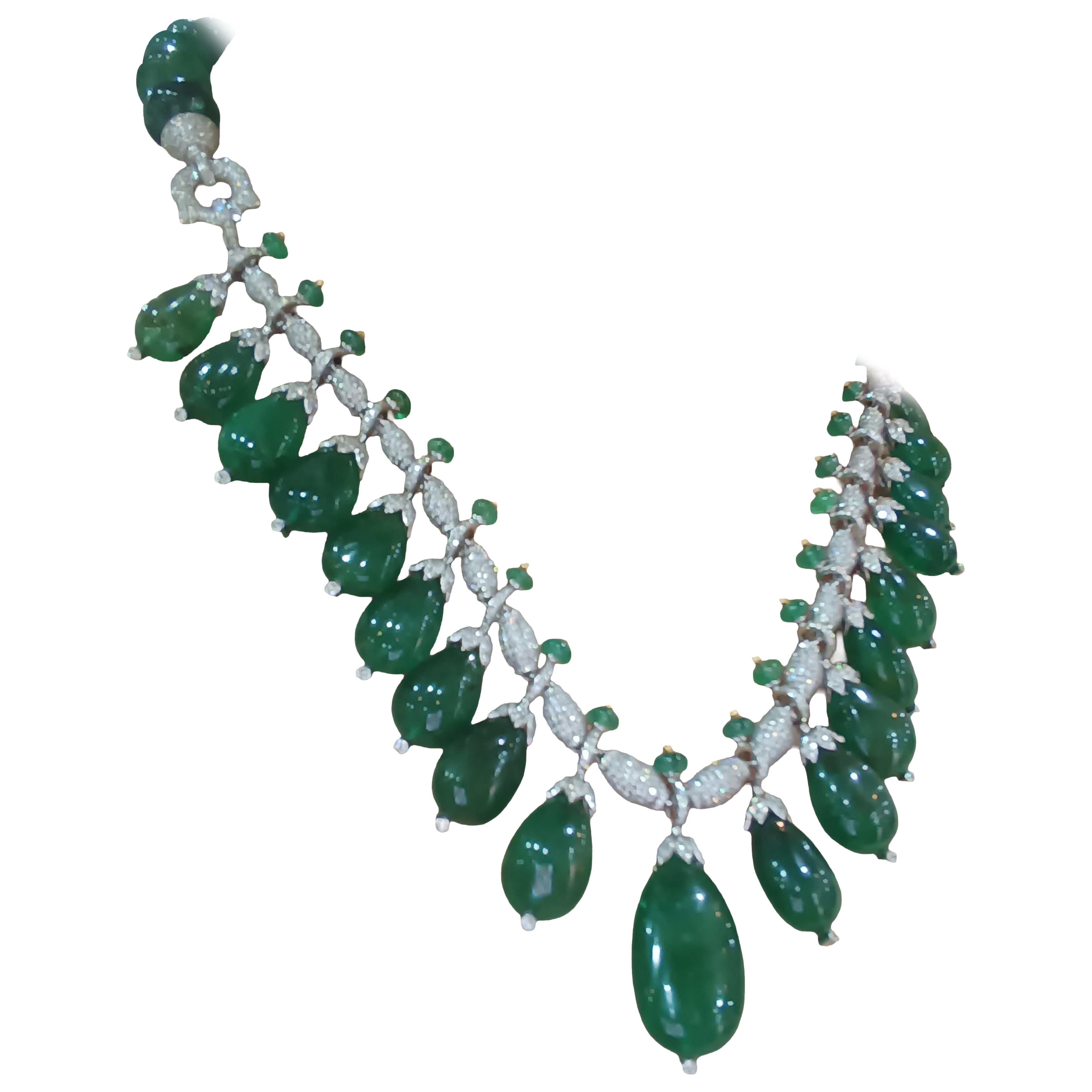 Custom 14k Emerald Drop Necklace 297 carats emerald 14k gold 27gms Diamond 7.95