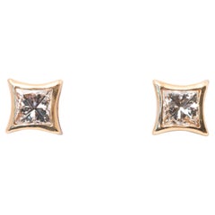 Boucles d
oreilles en or jaune 14k Princesse Diamant .85ct GHI SI Modern