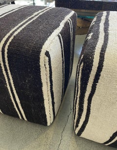 Taburete cúbico personalizado de 18" x 18" x 18" en cáñamo vintage + pelo de camello