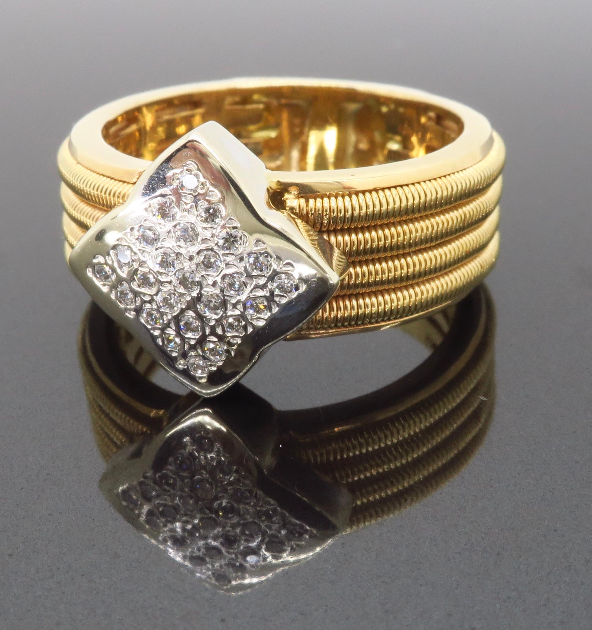Round Cut Custom 18 Karat Yellow Gold Diamond Clover Ring