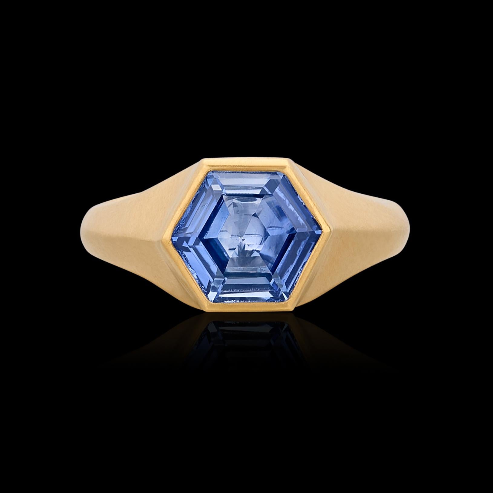 Hexagon Cut Custom 18kt 2.09ct Unheated Hexagon Sapphire Ring For Sale