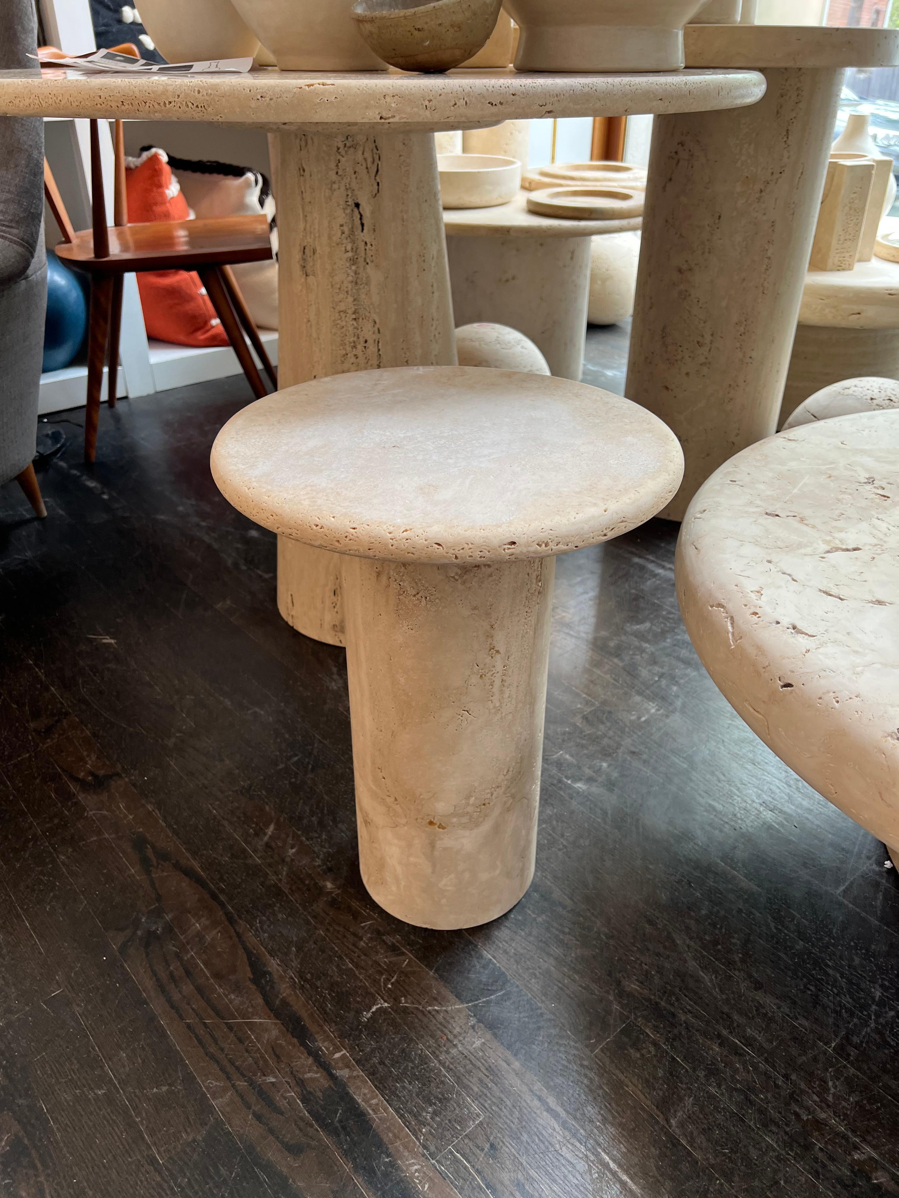 Round Roman travertine coffee table designed by Le Lampade
Available now. This table can be totally custom. 
Handmade in Italy with Italian Travertine. Measure: 20