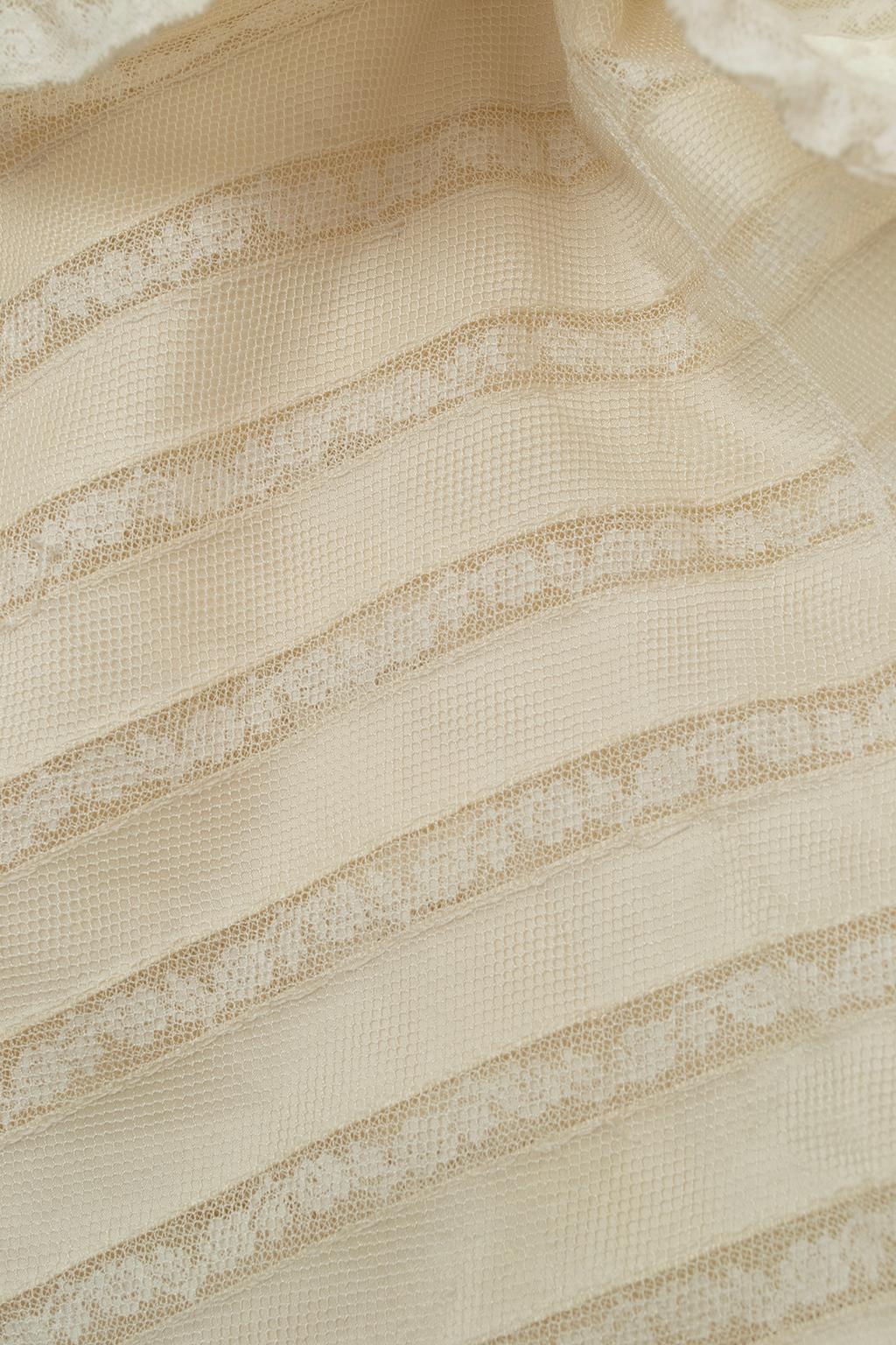 Custom 23' Cream Regency Ribbon Silk and Lace Wedding Gown – XS - S, 1930s For Sale 12