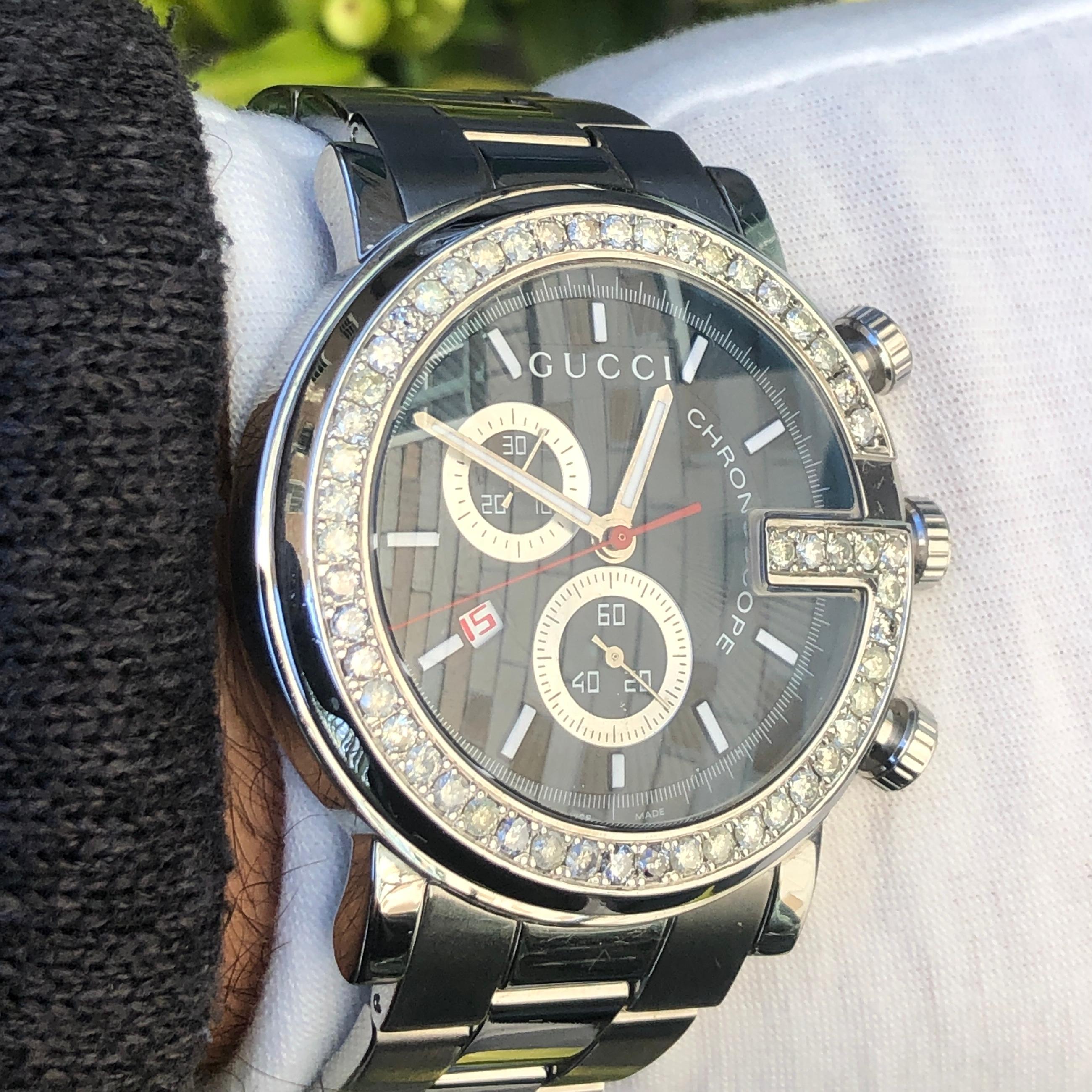 Custom 3 Quilates Diamante Gucci G Chrono Cronógrafo Fecha Reloj Swiss Made 1 en Bueno estado para la venta en New York, NY