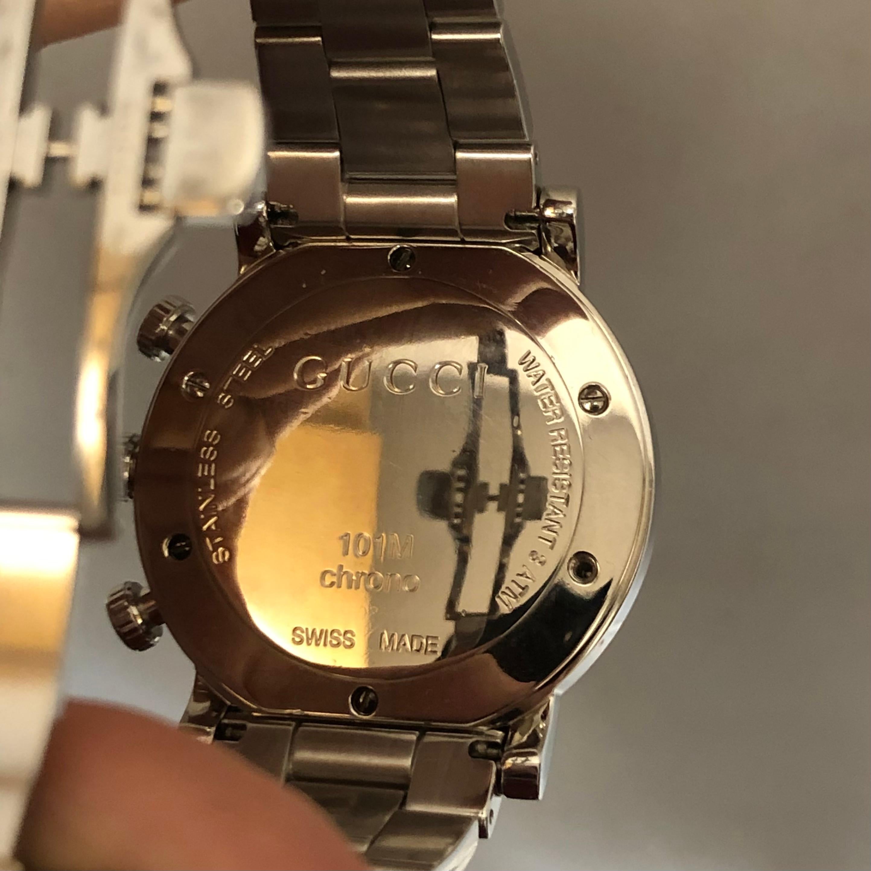 Maßgefertigte 3 Karat Ct Diamant Gucci G Chrono Chronograph Datum Schweizer hergestellte Uhr 1 im Angebot 1