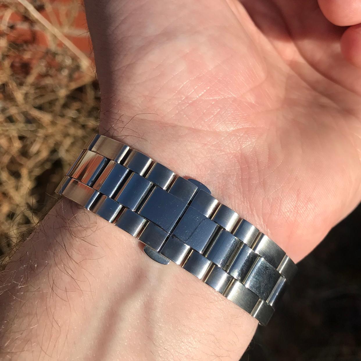 Maßgefertigte 3 Karat Ct Diamant Gucci G Day Date Schweizer Made Schwarzes Zifferblatt Uhr 1 im Angebot 1