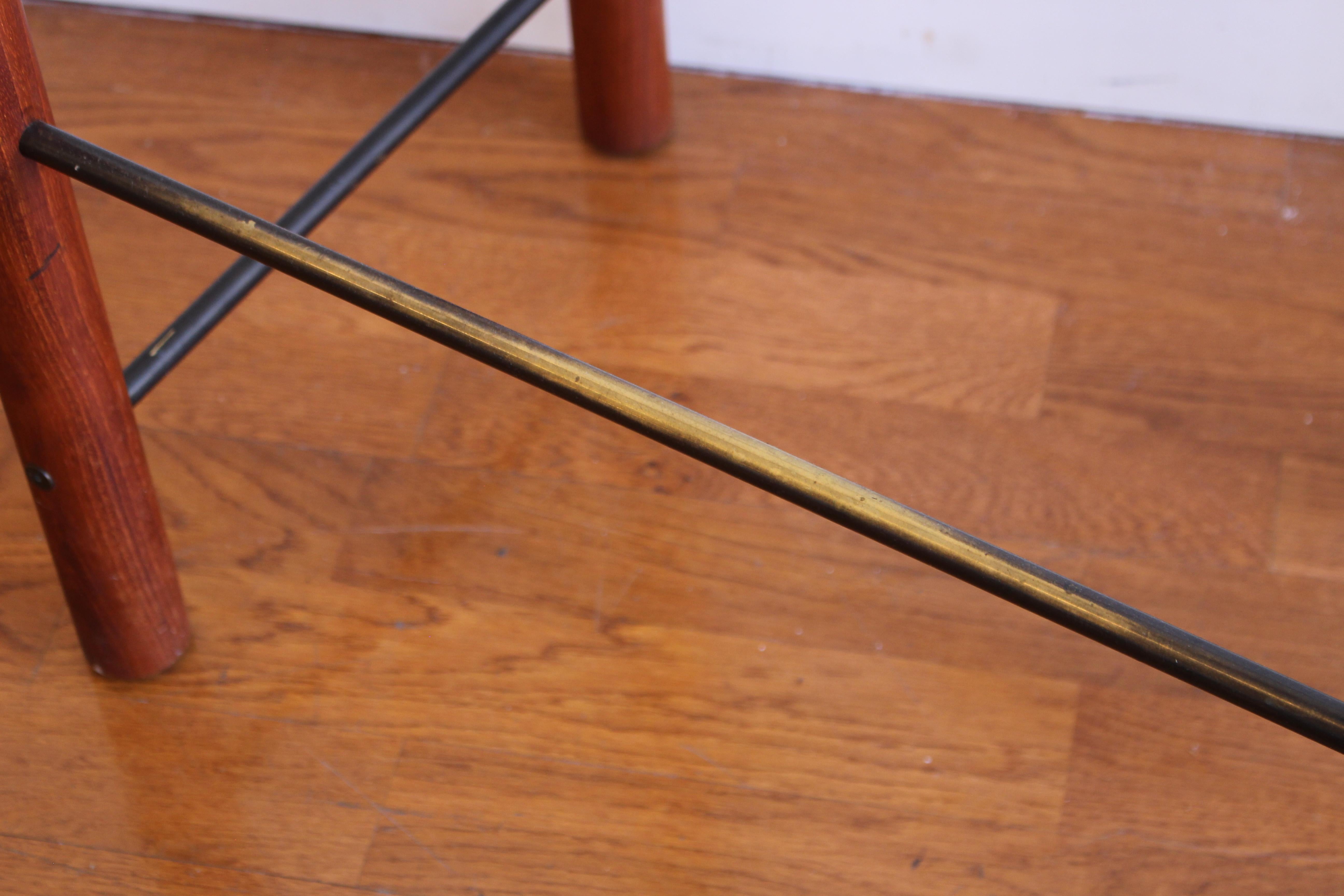 Taburete de bar Custom Ab Ovo de William Emmerson Nogal en venta