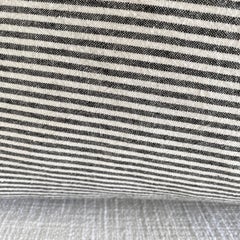 Copricuscino personalizzato blu e bianco con ticchettio in formato letto