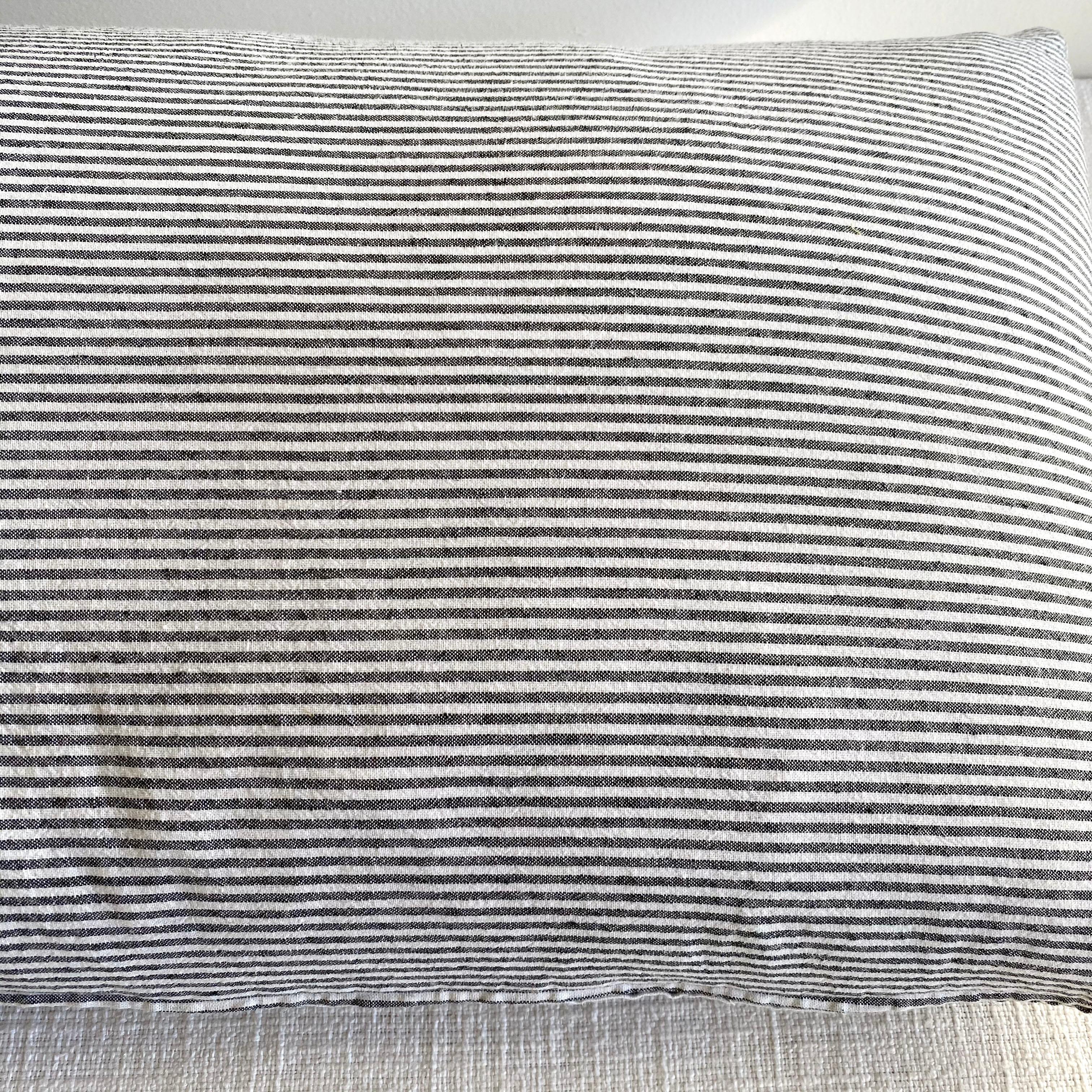 Coton Revêtement d'oreiller à carreaux bleus et blancs personnalisé en taille de lit en vente