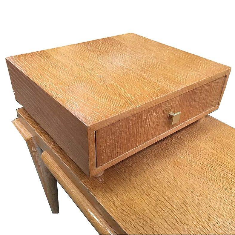 Ensemble table basse et table d'appoint sur mesure du milieu du siècle avec pieds en forme de V en vente 4