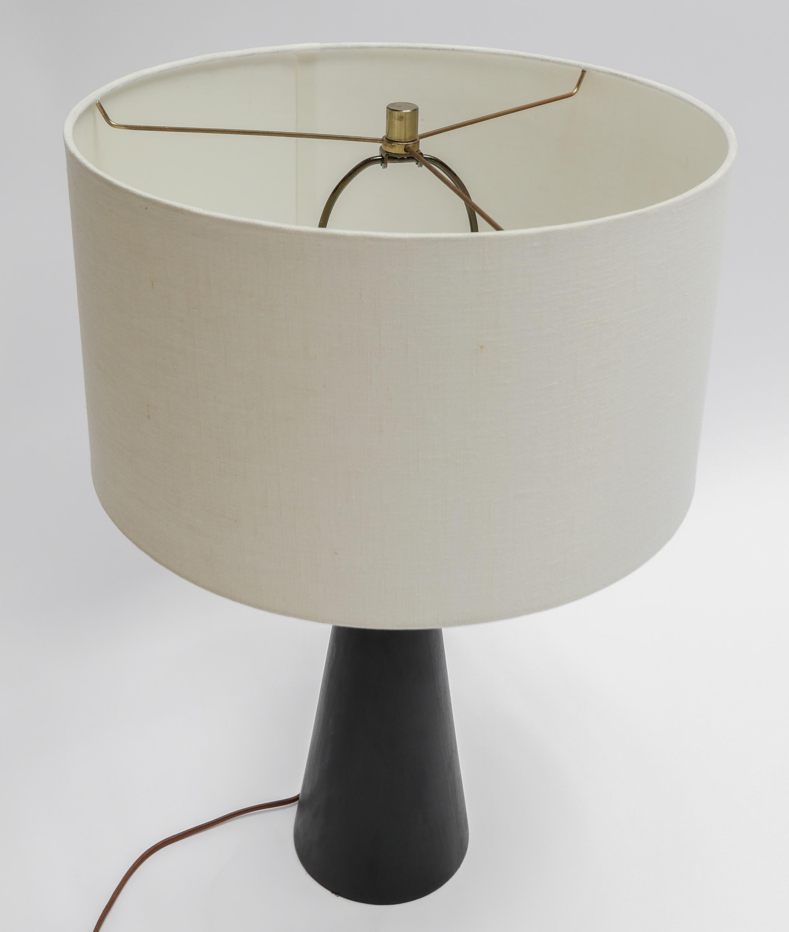 Contemporary Custom Brass and Black Table Lamp with Ivory Linen Shade by Adesso Imports For Sale