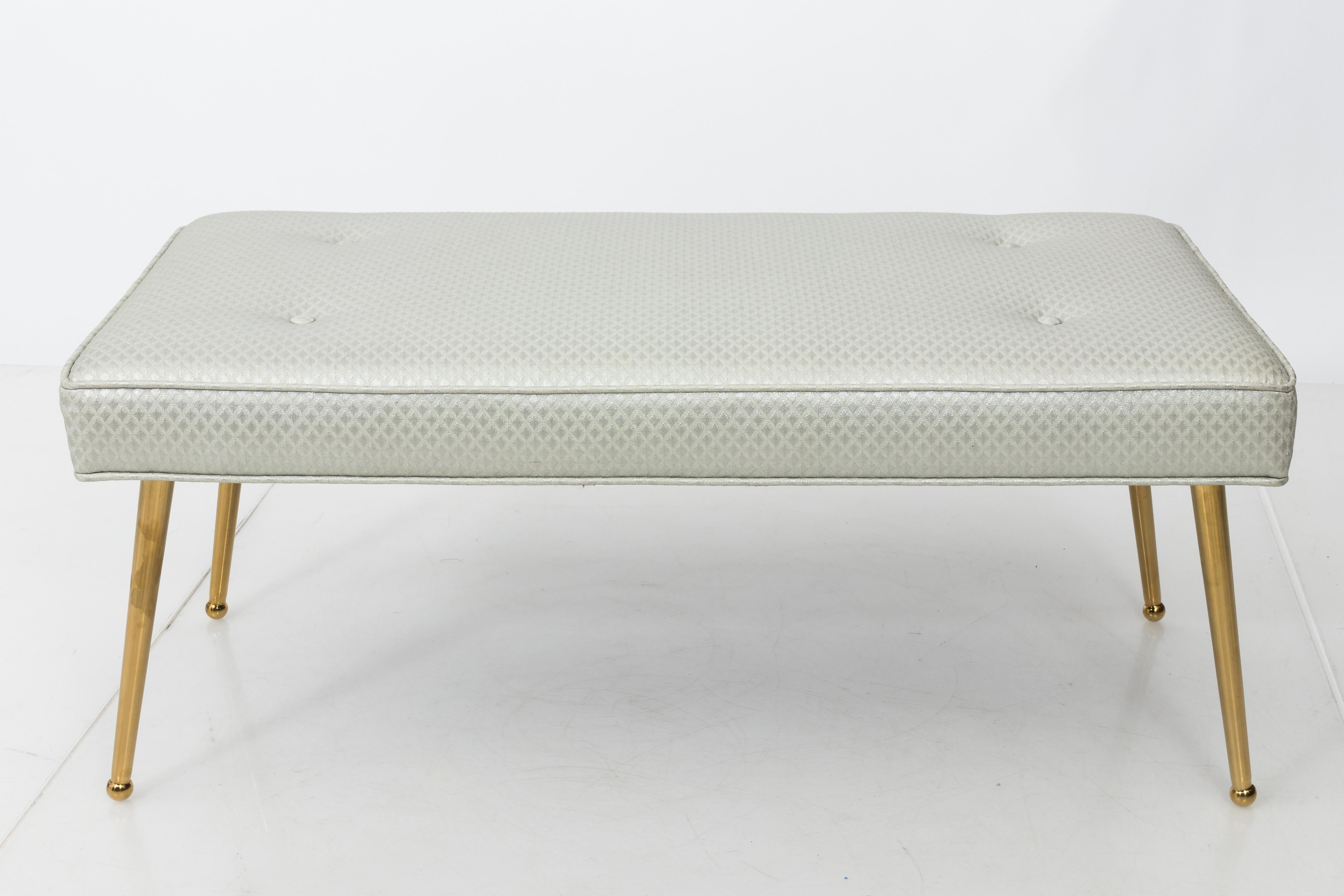 Custom Brass Pointe Leg Bench In Excellent Condition For Sale In New York, NY