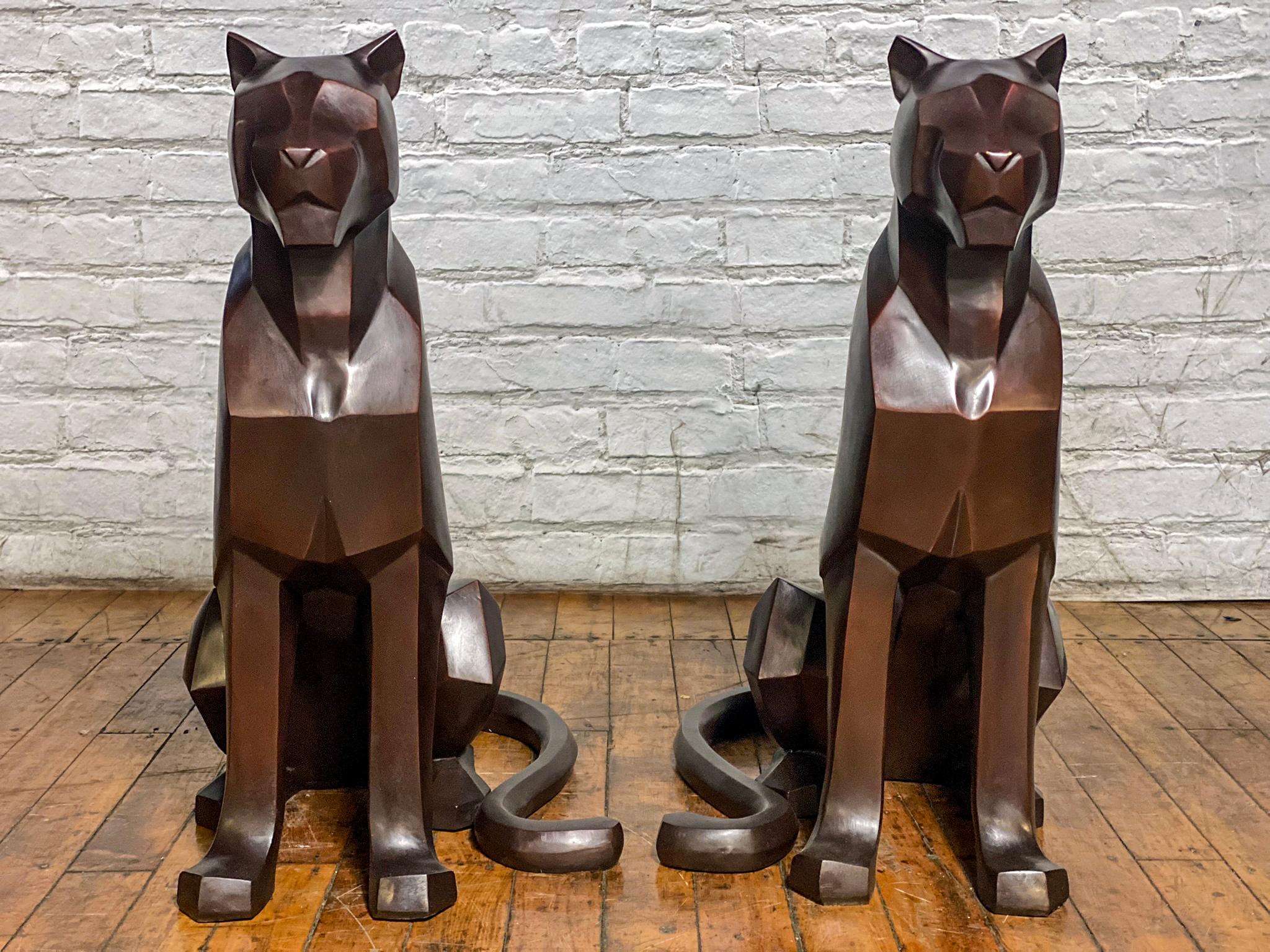 Hand-Crafted Custom Bronze Pair of Modern Sitting Mountain Lions For Sale