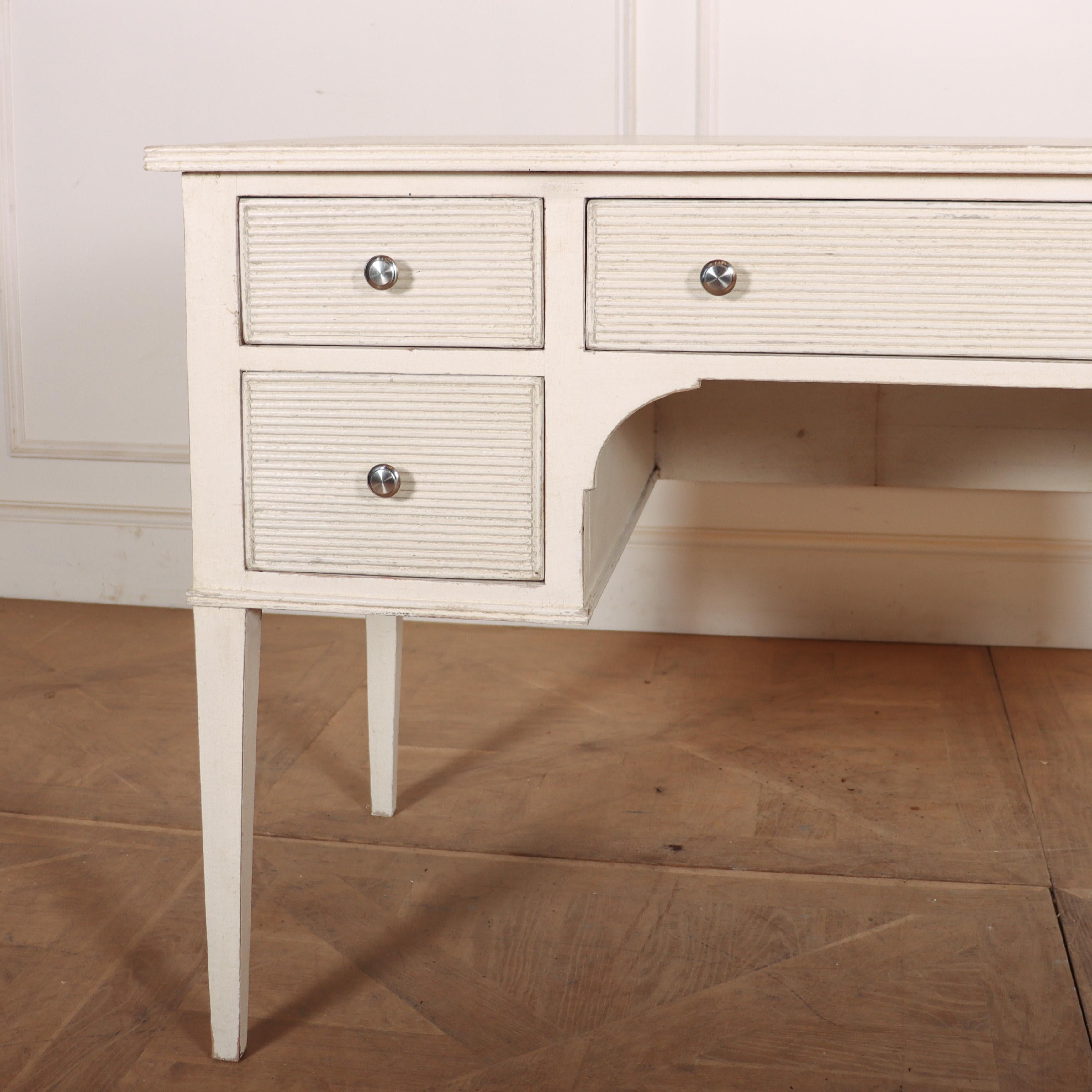 Custom build Swedish style five drawer dressing table / kneehole desk. Can be made to your chosen dimensions and paint colour.

Kneehole dimensions: 20