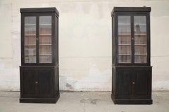 Meuble de rangement personnalisé en pin de récupération, fabriqué sur commande par Petersen Antiques