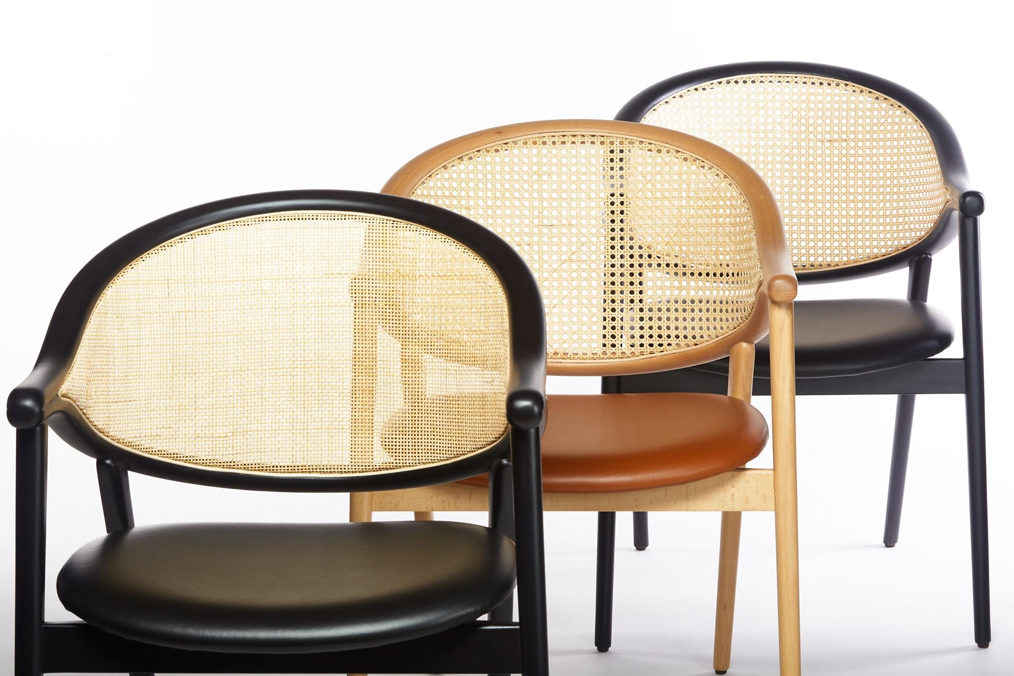 Custom Cane Dining Chair, Schwarz/Natural (Rattan) im Angebot