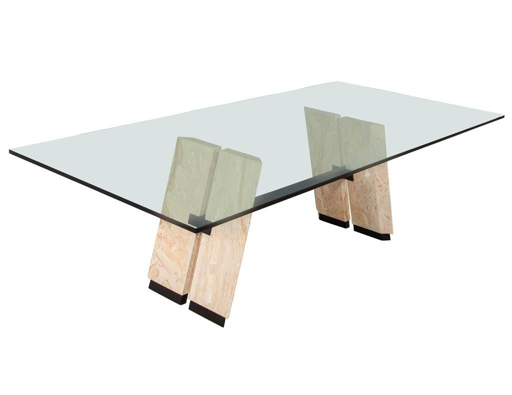 Table de salle à manger en porte-à-faux avec plateau en verre et en pierre Excellent état - En vente à North York, ON
