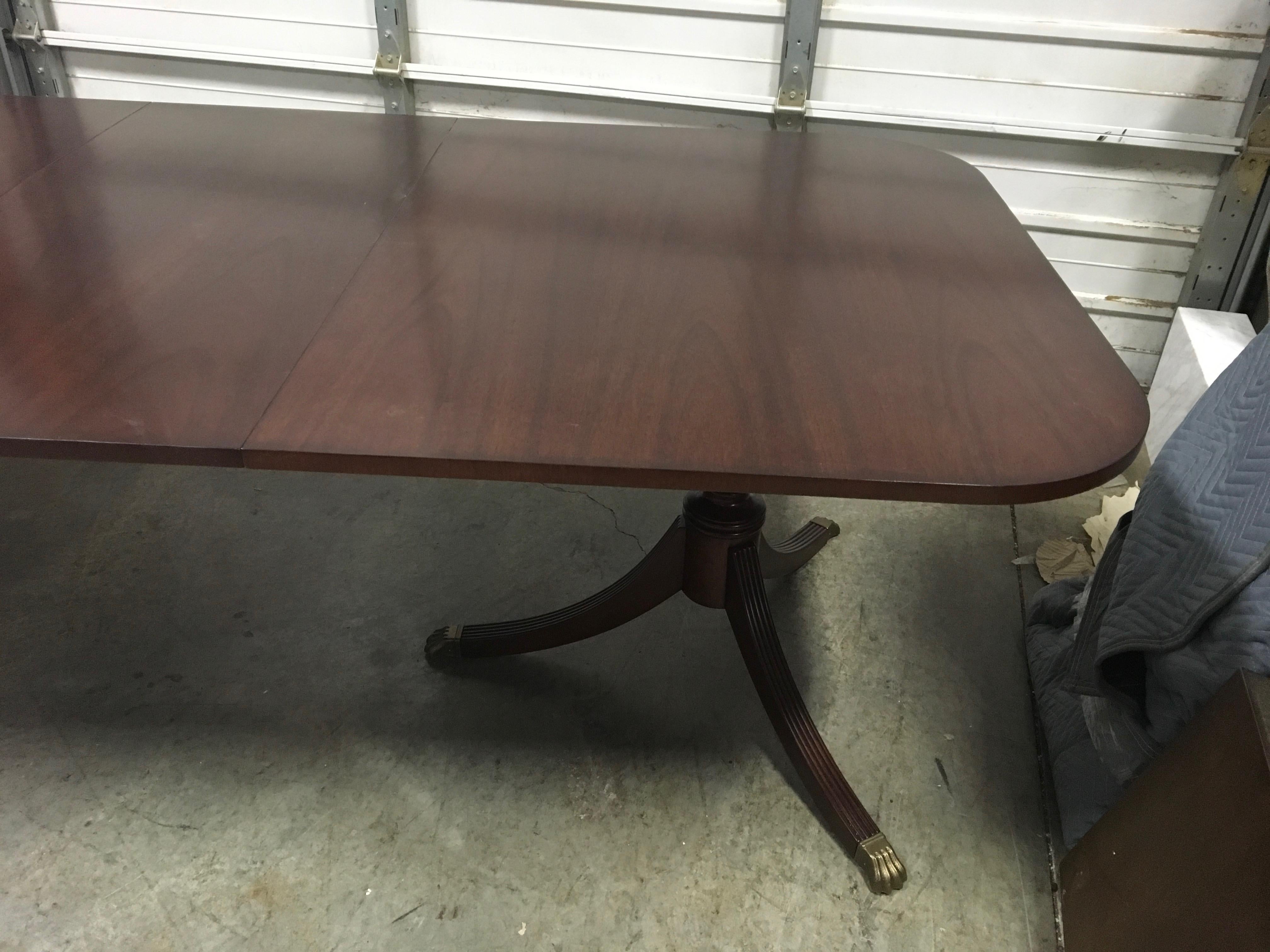 Custom Cathedral Mahogany Georgian Style Dining Table by Leighton Hall In New Condition For Sale In Suwanee, GA