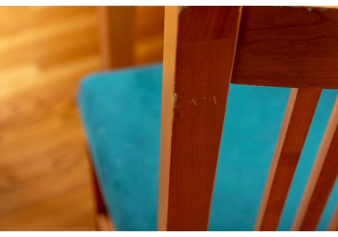 Maßgefertigter ovaler Kirschbaumholztisch mit Granitplatte und 2 Sesseln, 8 Beistellstühle  im Angebot 3